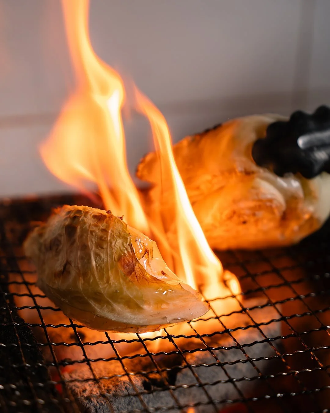 GOCHUJANG NDUJA CABBAGE

Gochujang. Nduja. Cream. Fried garlic.

It&rsquo;s all in the sauce.