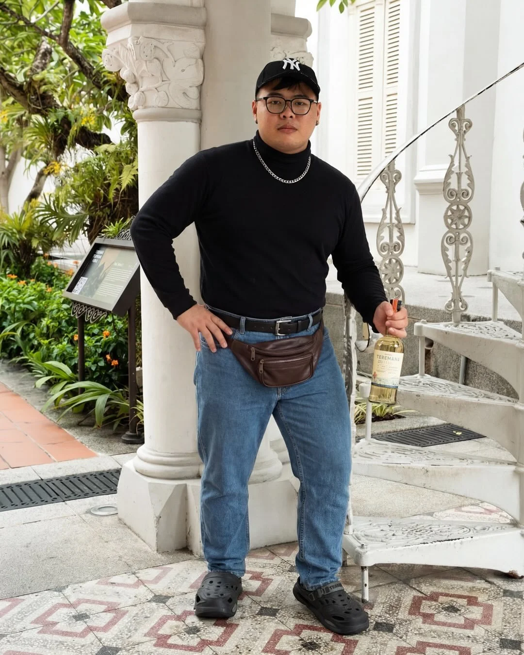 If you smell what the bar is pouring.

Teremana Tequila @teremana by the one and only @therock has entered Almost Famous.

Great in a Paloma, classic tequila cocktails,
or just on its own.