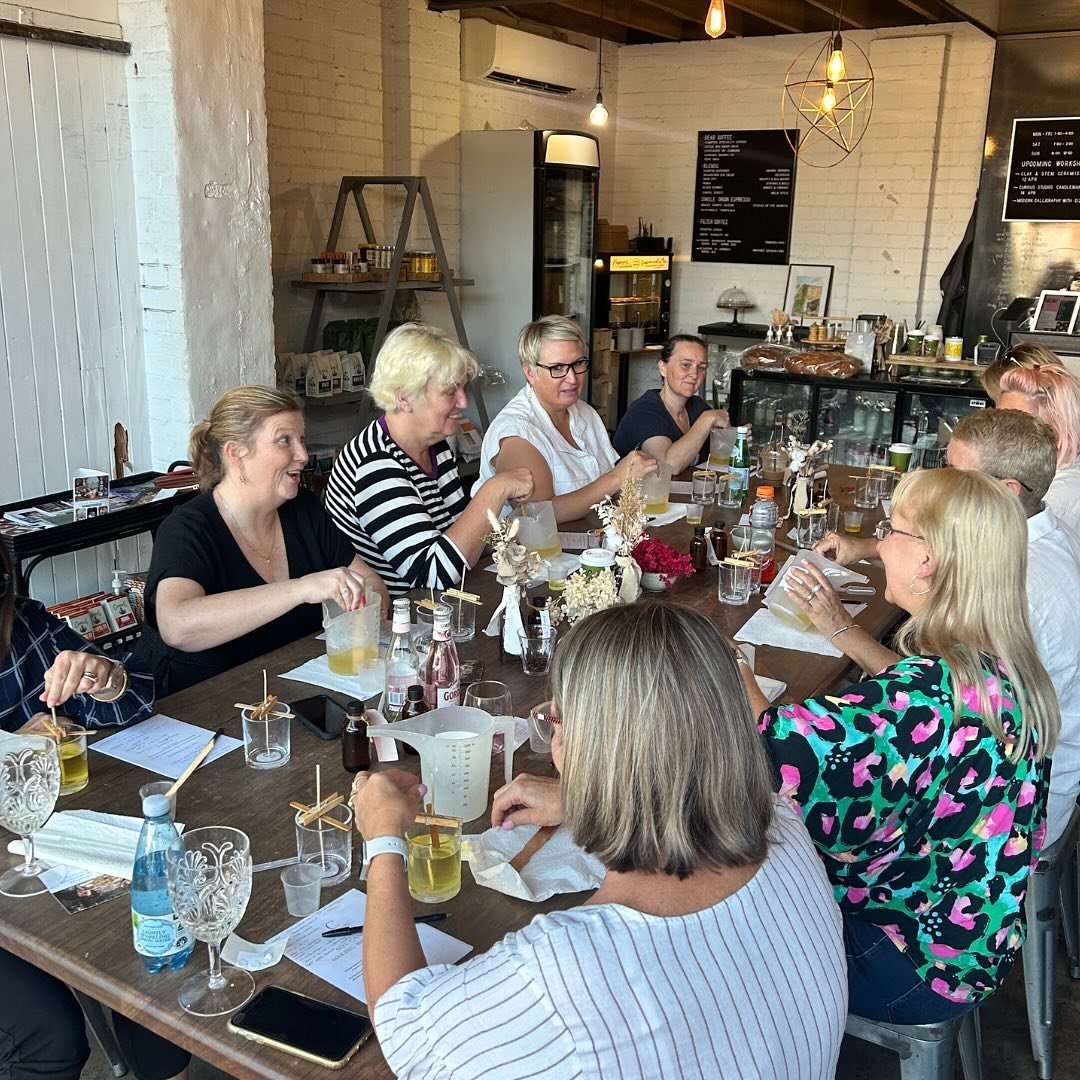 Last weeks candle making workshop 🖤 Loved meeting this gorg group of humans. 

Our next workshop is a special Mother&rsquo;s Day themed candle making class. It&rsquo;s going to be the perfect afternoon of making, made extra special with a few surpri