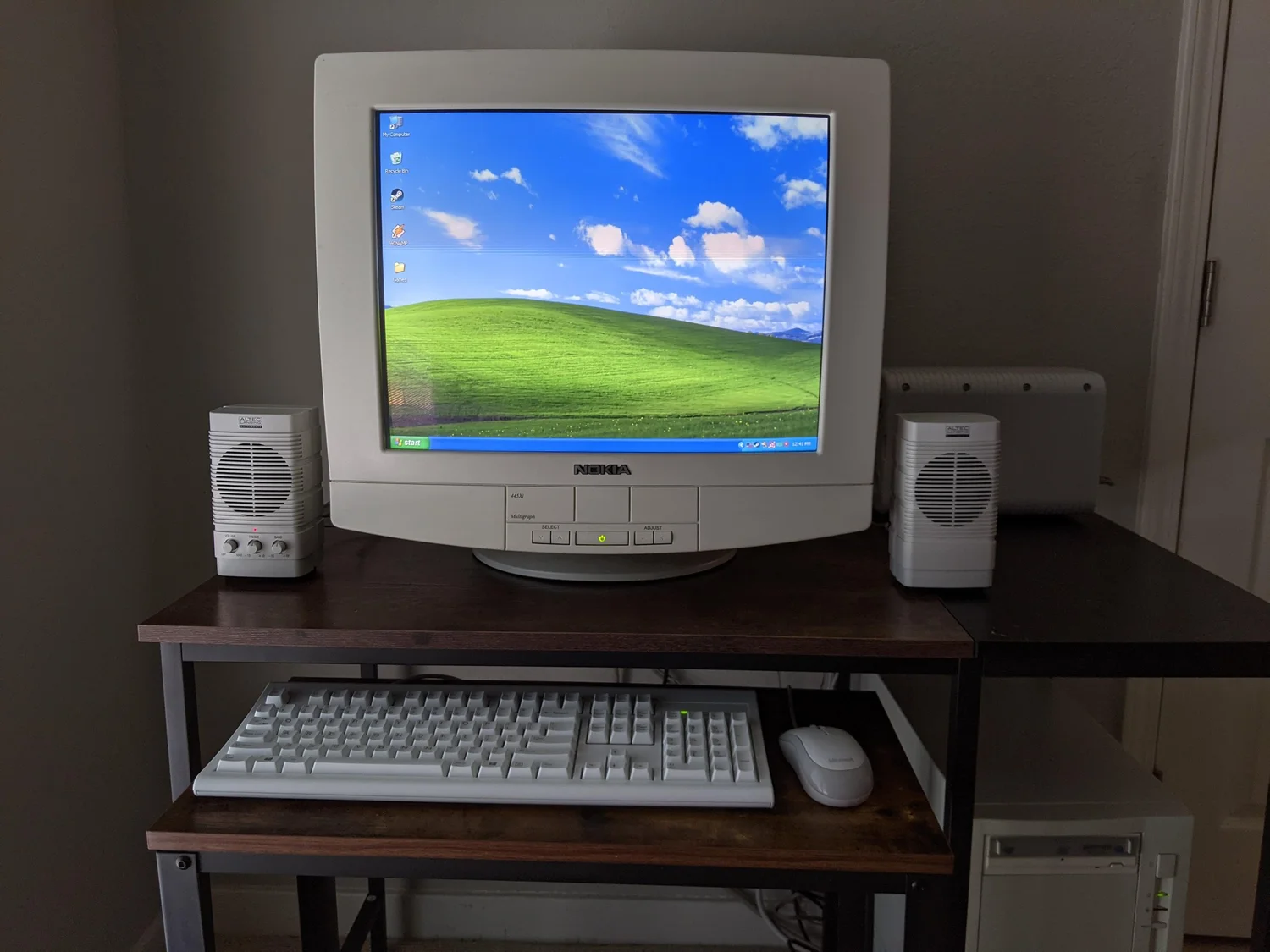 The Story of the “Bliss” Photo: Charles O'Rear’s Iconic Windows XP ...