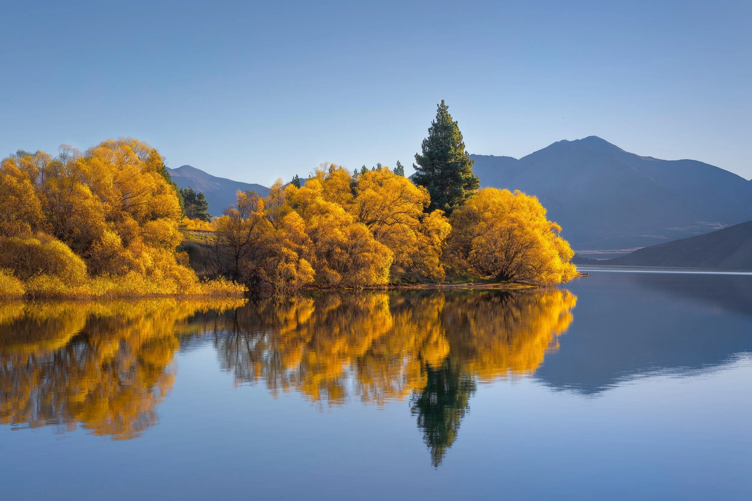 Symmetry in Photography: Create Balanced and Powerful Compositions ...