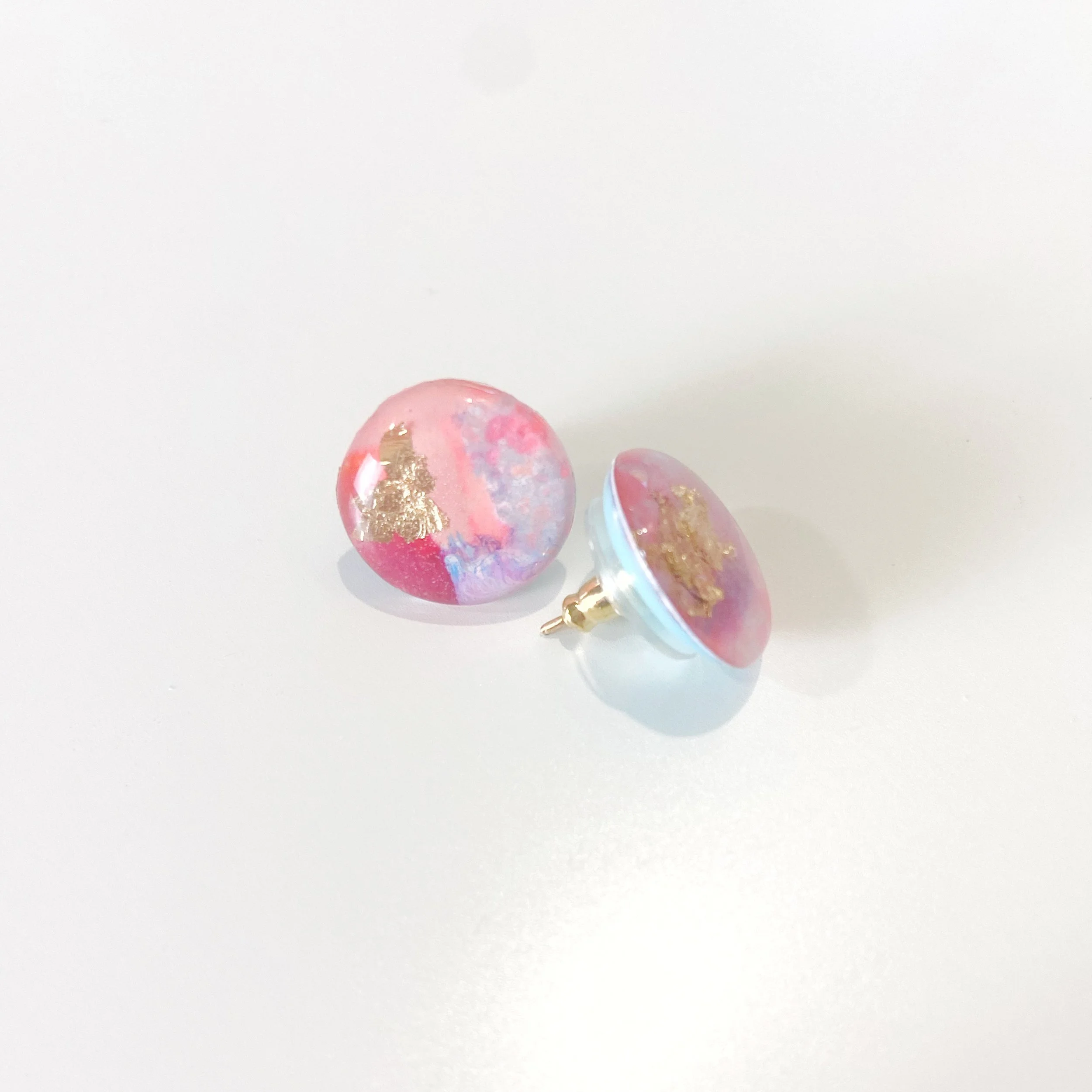 Aurora stud_pink,blue blue & Gold_03.jpg