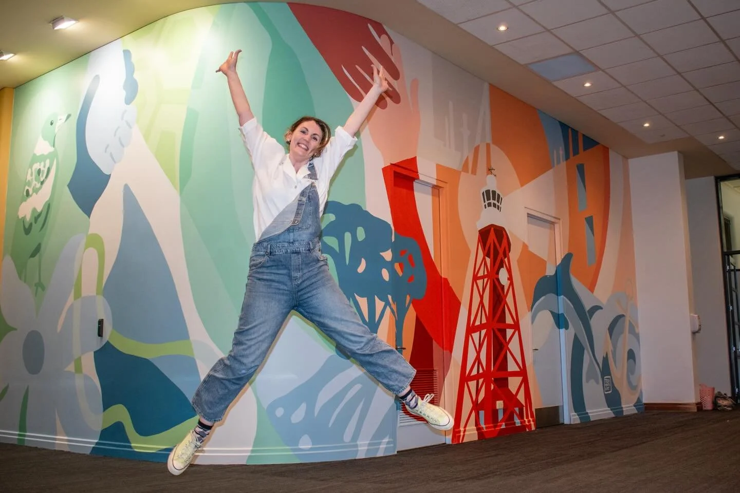 Clearly the jumping in the air celebration is my thing after finishing a mural. 💫