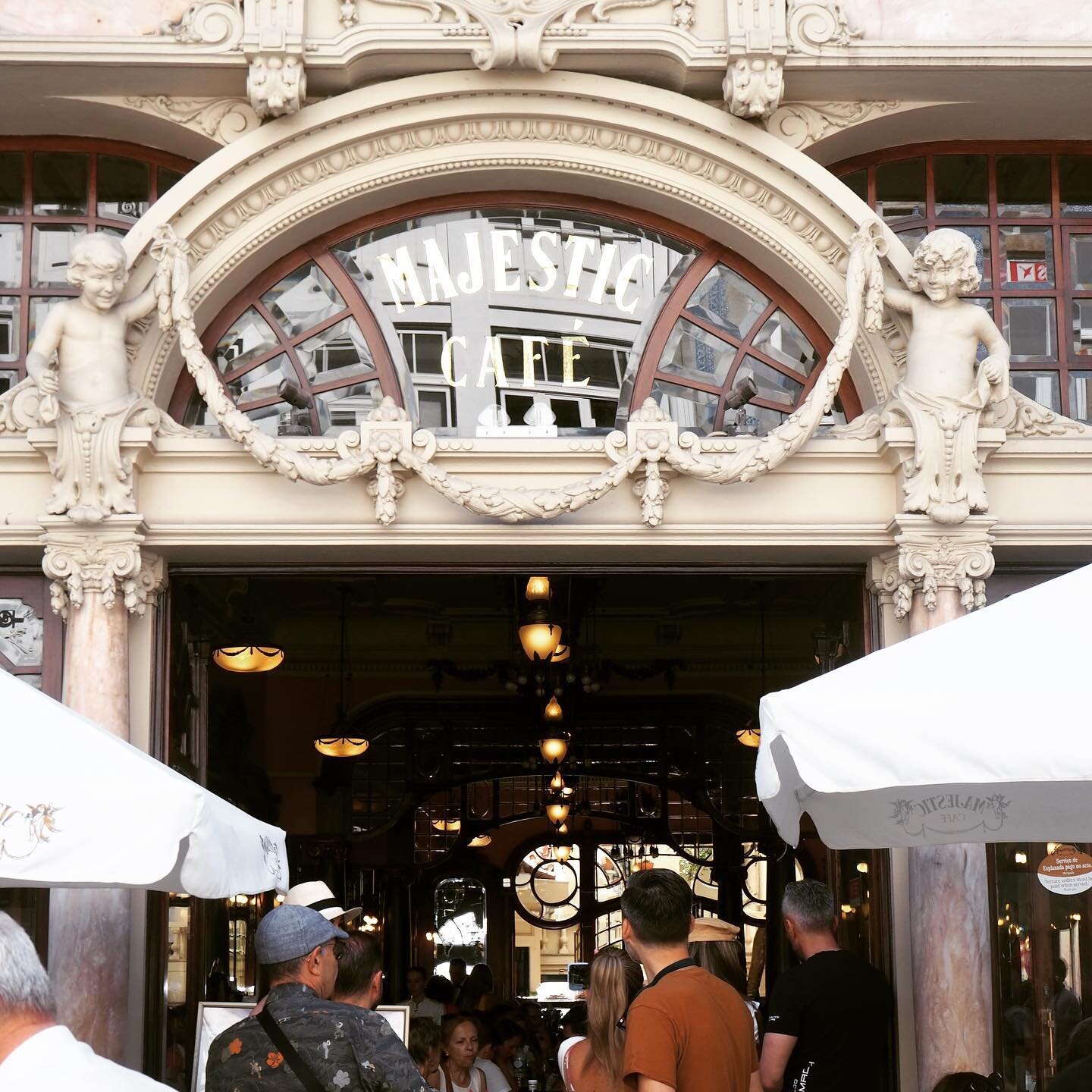 One of the most beautiful cafes in Europe. What an inspirational joy to be at the #majestic_cafe Porto in all its Art Nouveau splendour. What a beautiful place to drink wonderful coffee.
.
.
#cafesociety #myinsiration #hollybobs #portugal #jewelleryd
