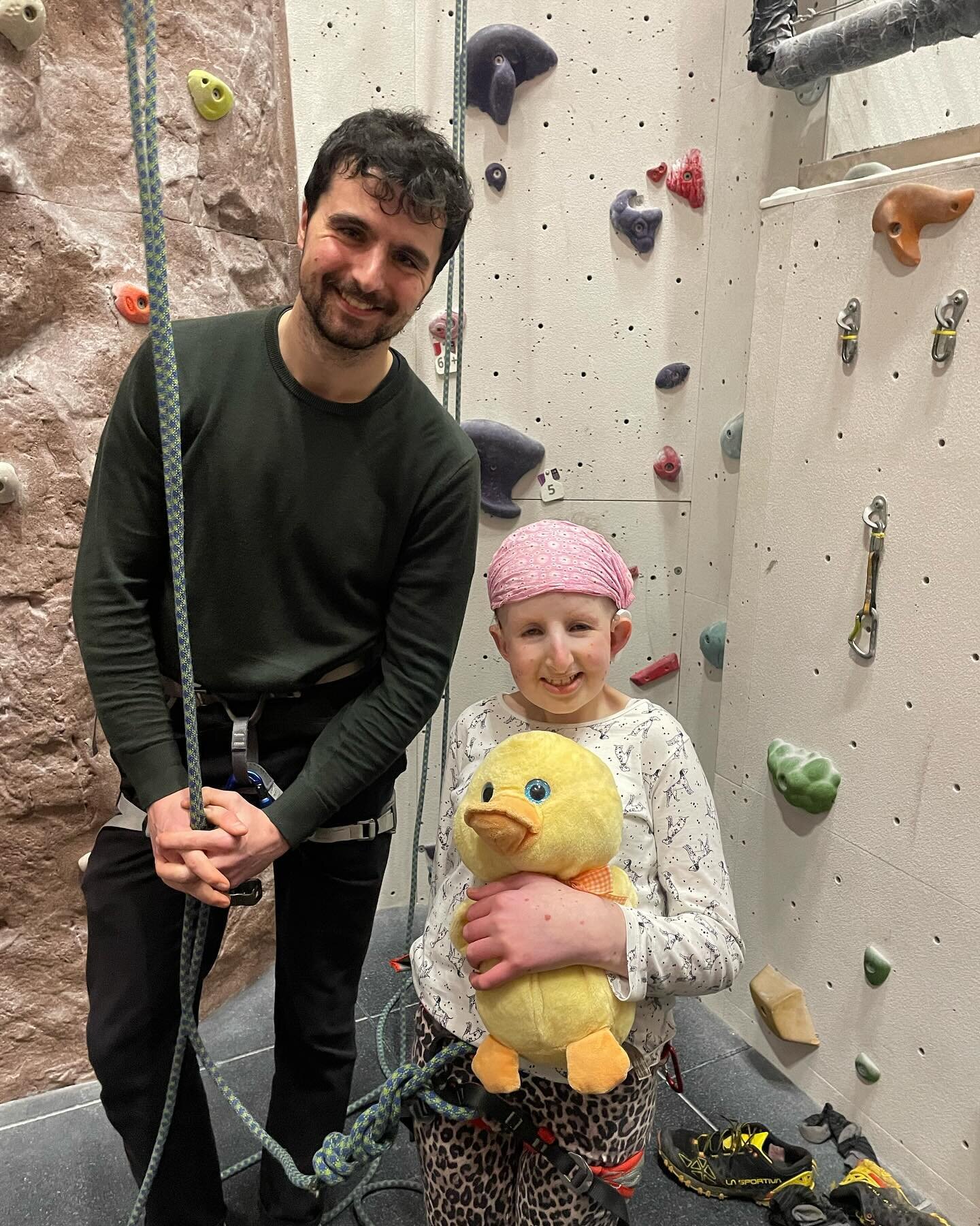 Charlie here taking over the instagram again! 

Fantastic session tonight with lots of great climbing, and a failed gymnastics routine from Joe 🤣