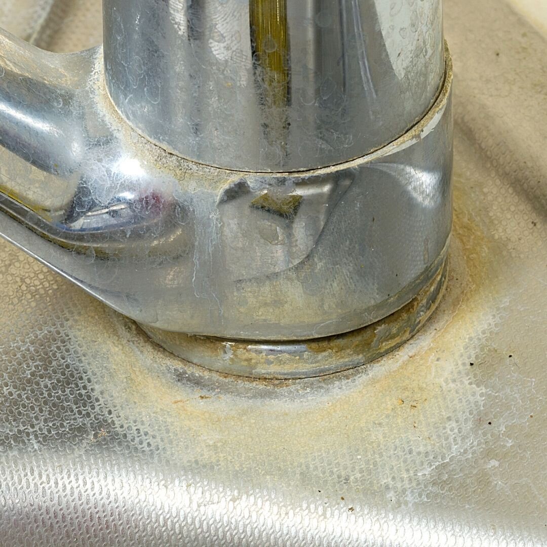 How To Clean Limescale From Your Toilet Naturally — Sustainably Lazy