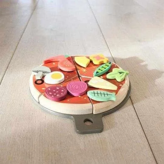 Tender Leaf Toys pizza
