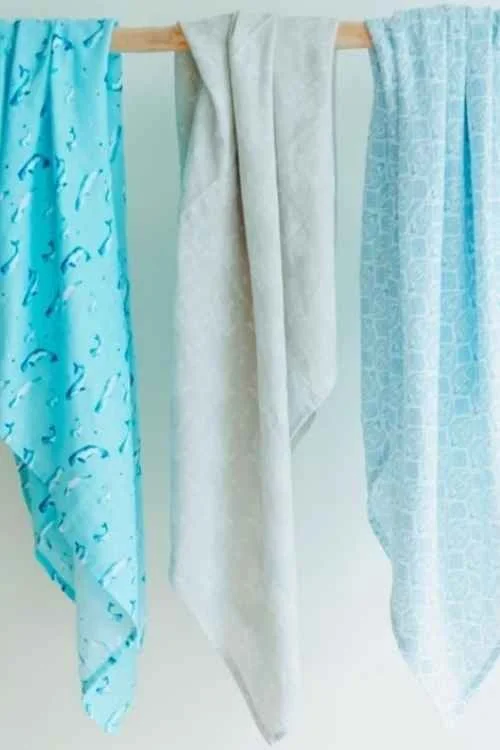 Where to Buy Beautiful, Natural Muslin Swaddles UK gift guide — Sustainably Lazy