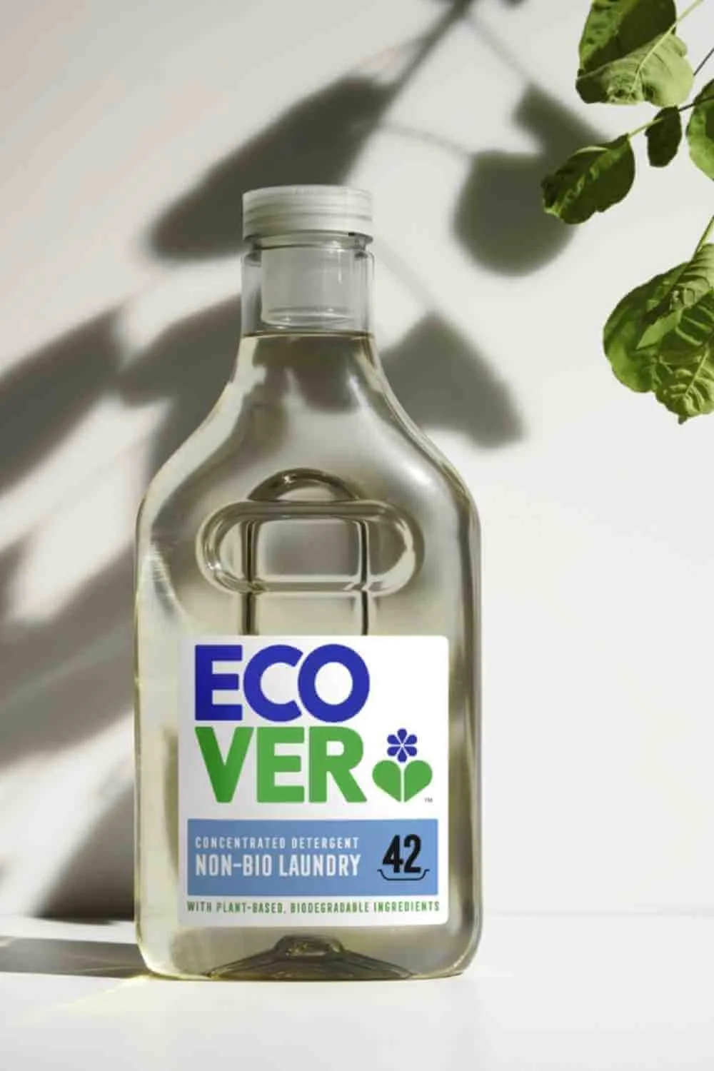 21 EcoFriendly UK Laundry Detergents Analysed [BEST + WORST LIST