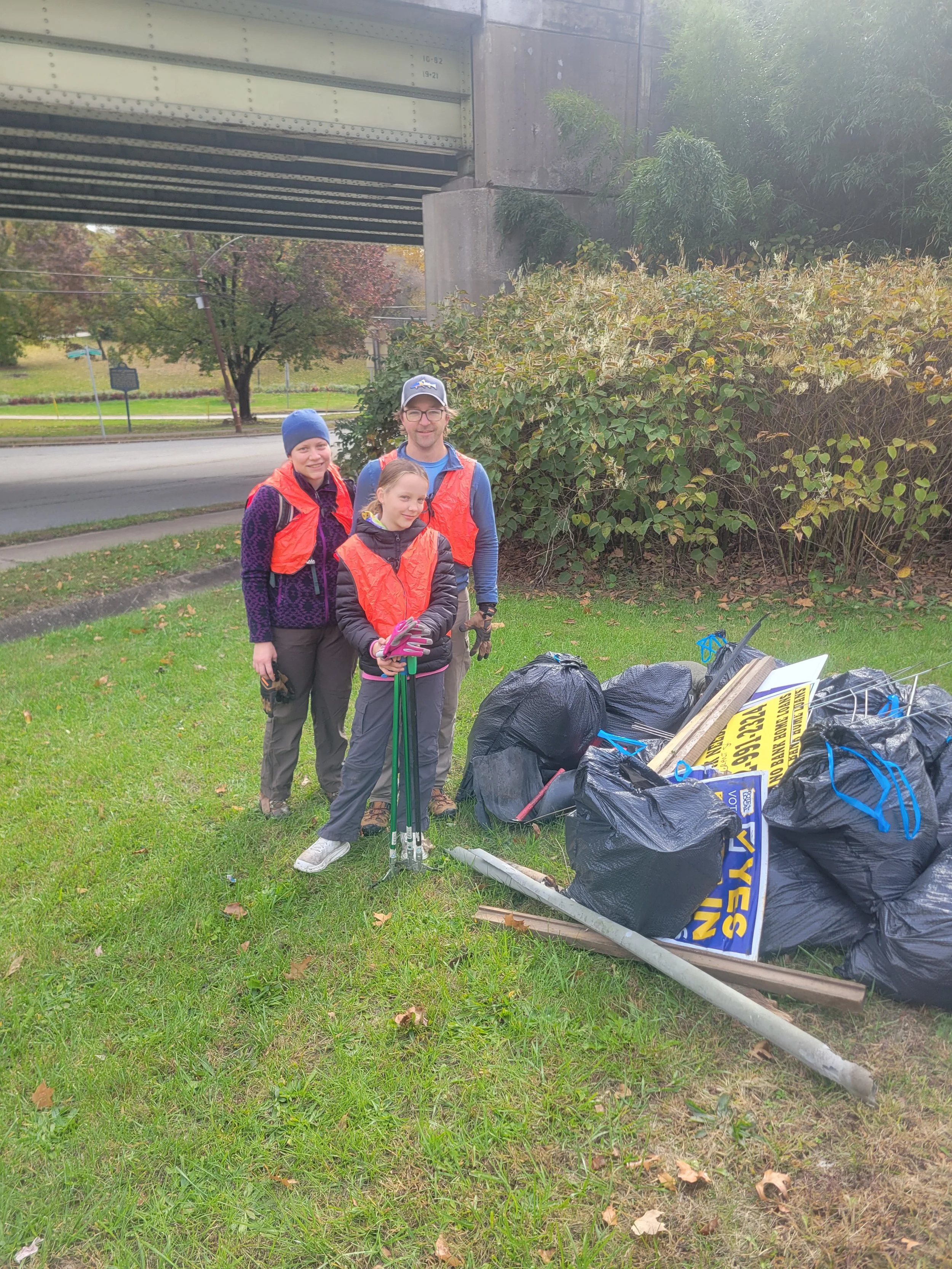 Spring Clean-up of I-376 (Parkway) Intersection