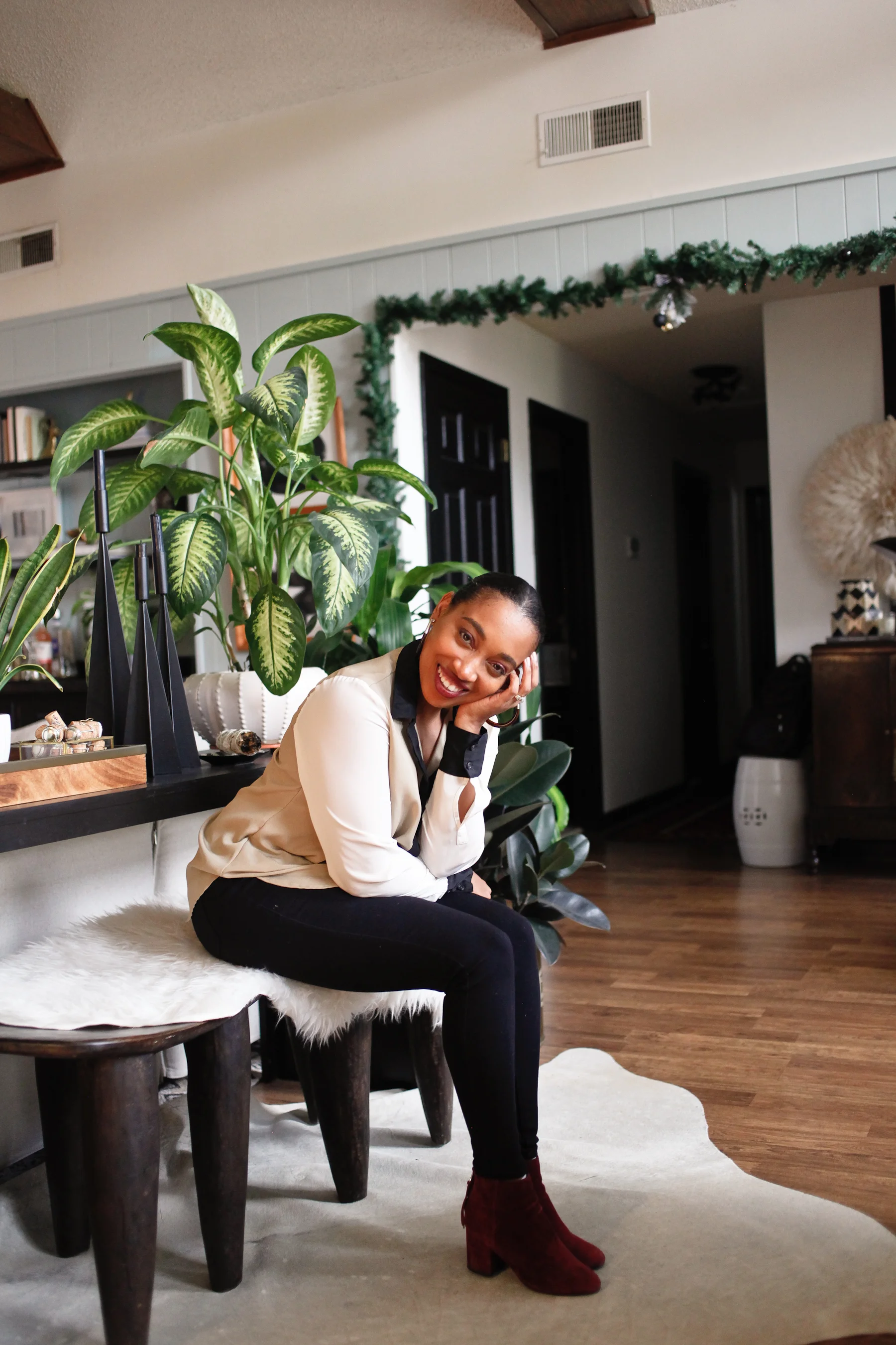 Andrea Fenise Memphis Lifestyle Blogger and Memphis Simple Living Blogger shares a Friendsgiving Dinner