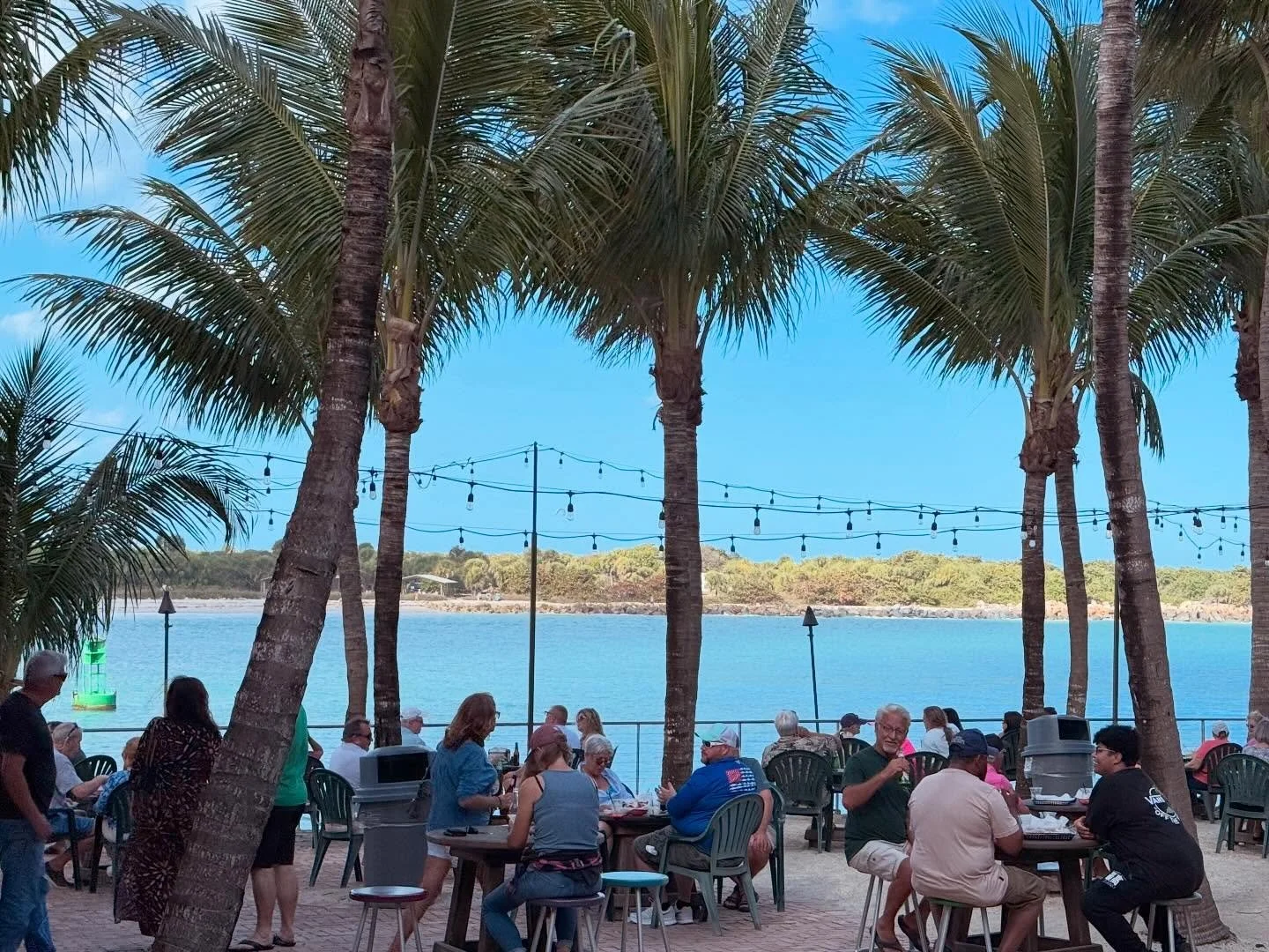 It&rsquo;s a gorgeous day at @squaregroupertikibarfortpierce