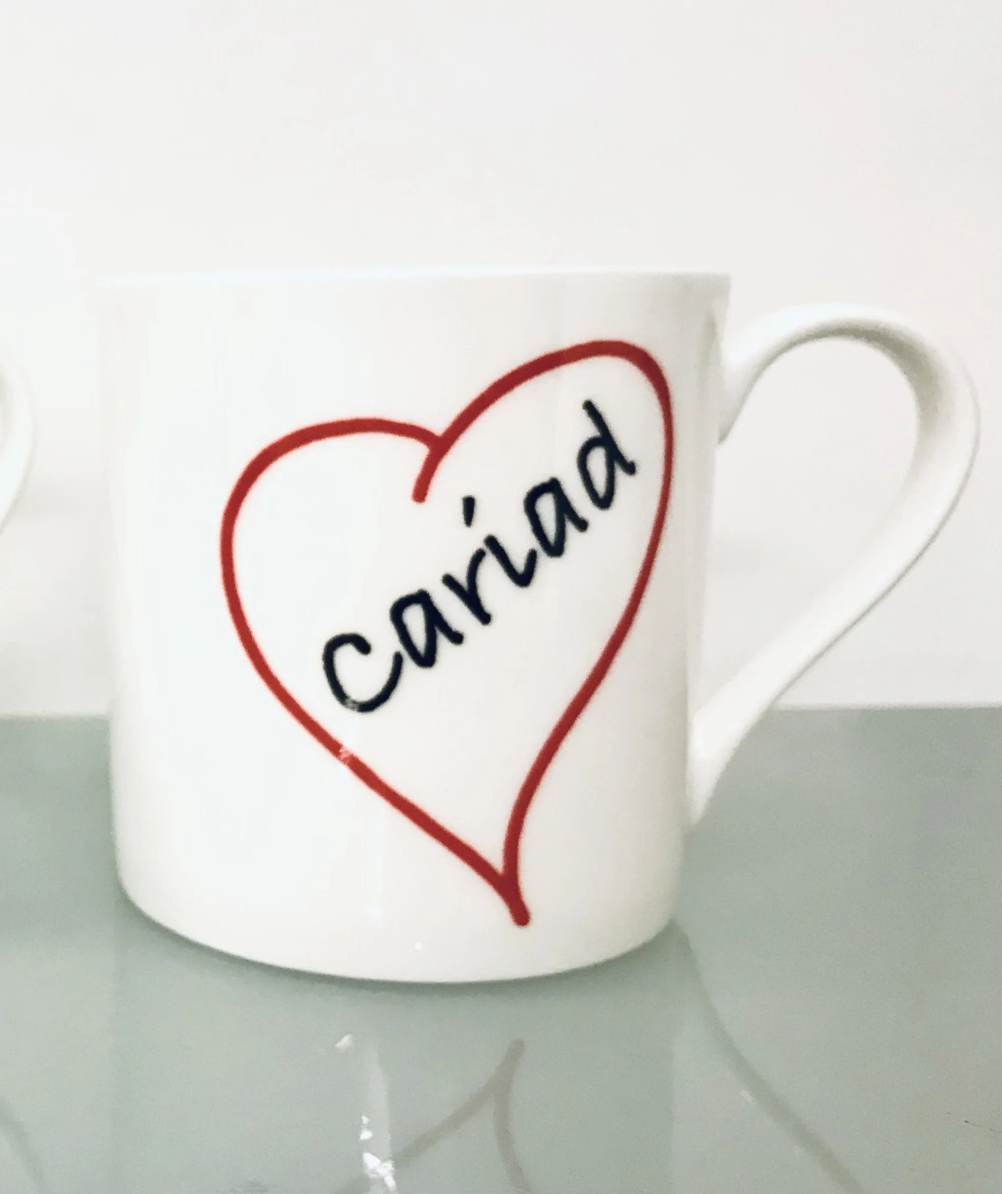 Mug - Cariad with heart