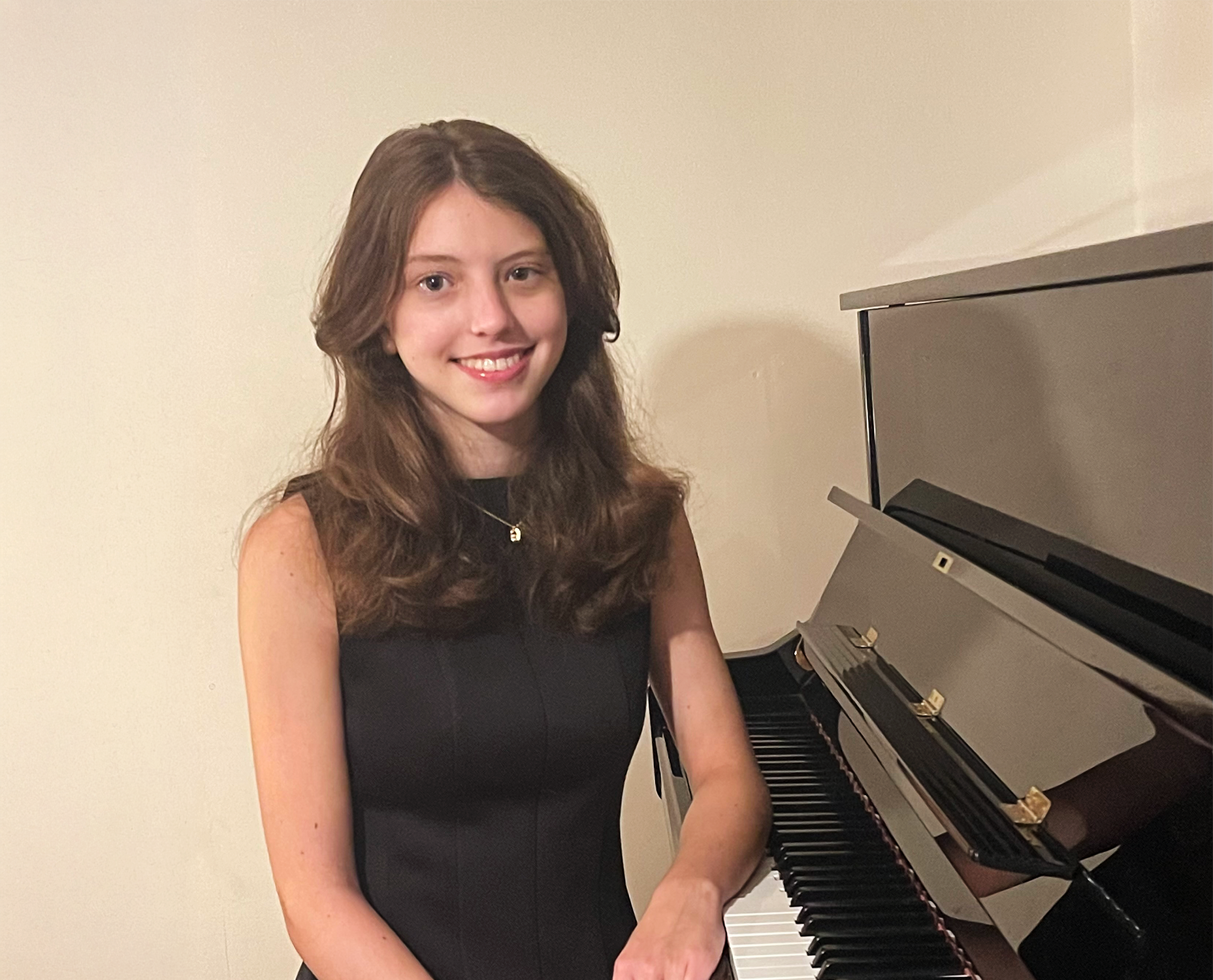 Giovanna Pizzutti (age 17)