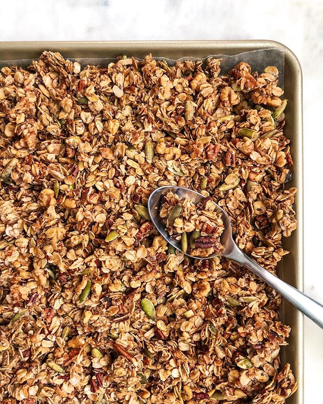 Add a healthy boost to your day with cinnamon maple pecan granola! #yesplease

This super simple @thefeedfeed featured recipe is one you can feel really good about enjoying daily. Every delicious cluster is packed full of antioxidants, fiber, protein