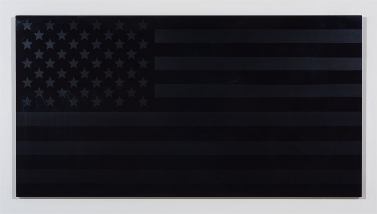  Rubén Ortiz Torres  Flag Spect re, 2015 urethane and chromaluscent paint on aluminum 51 1/2 x 96 x 2 in (130.8 x 243.8 x 5.1 cm) 