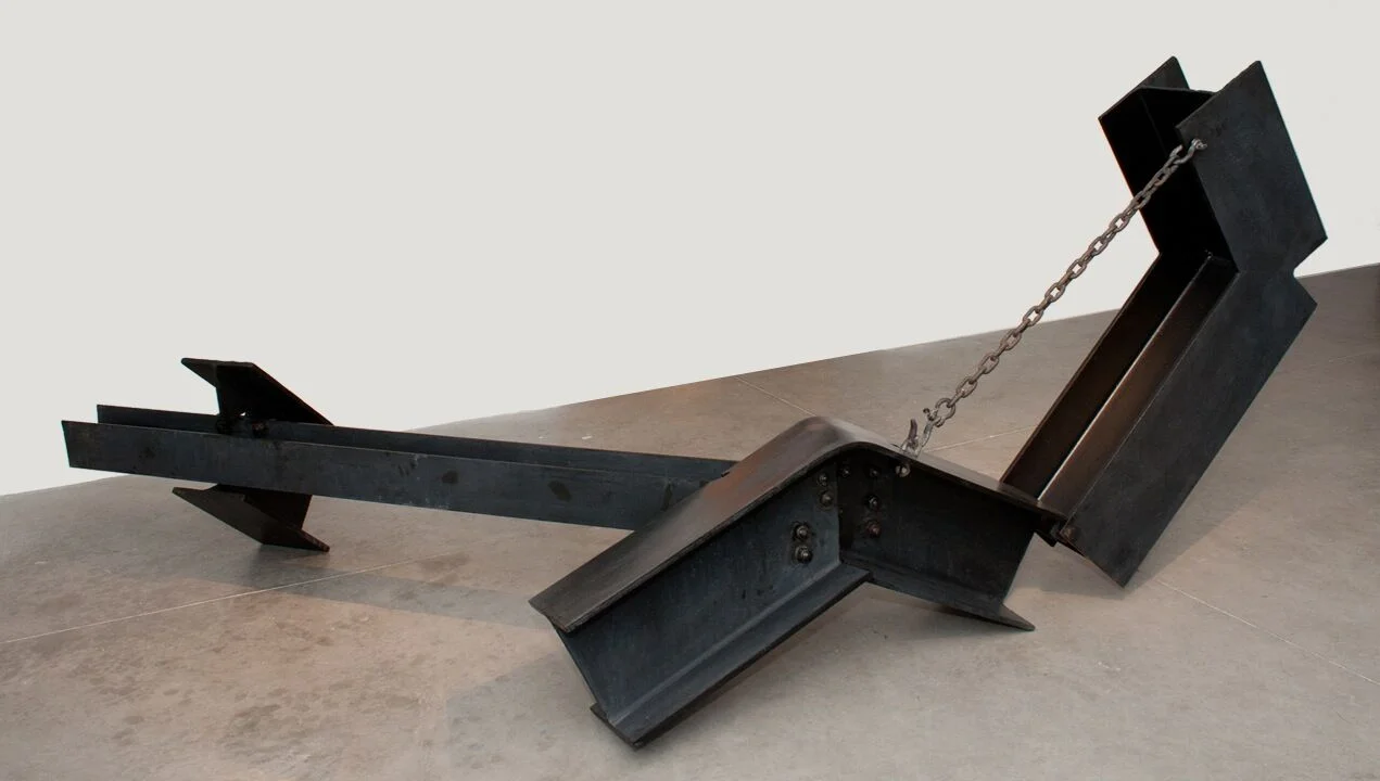 Kenneth Capps Hawk , 1972 painted steel & chain 60 x 96 x 132 in (152.4 x 243.8 x 335.3 cm)