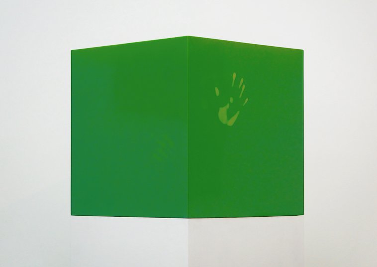  Rubén Ortiz Torres  Midas Cube , 2019 urethane and thermosensitive pigment on wood 18 x 18 x 18 in (45.7 x 45.7 x 45.7 cm) 