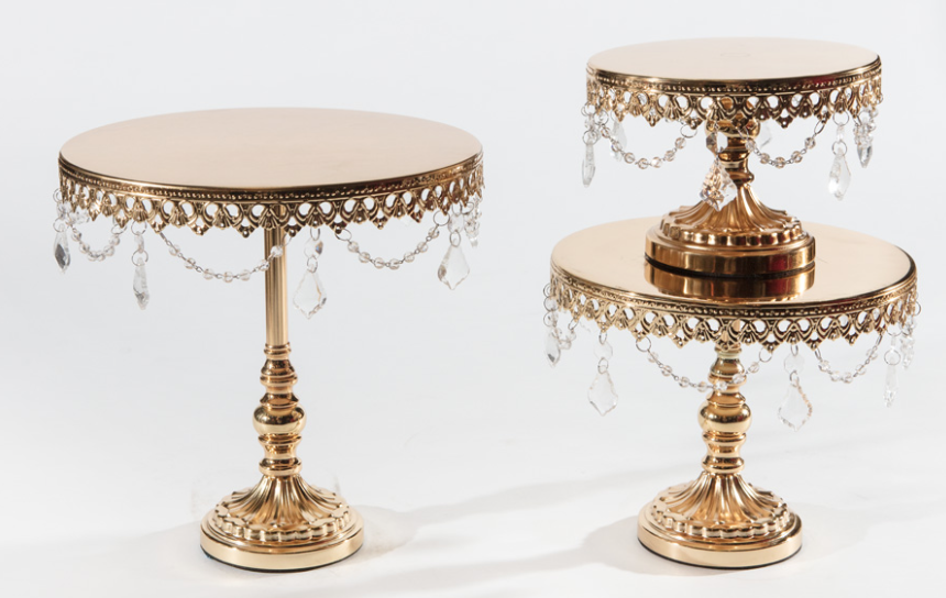 Gold Cake Stand .png