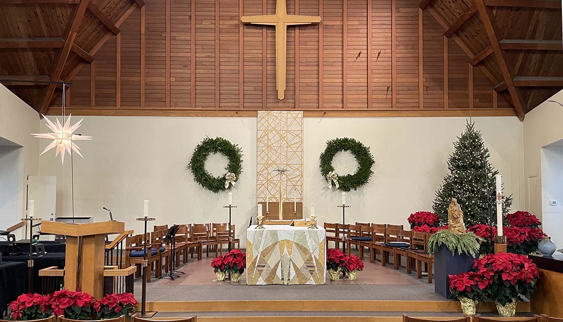 Christmas decor H.jpg