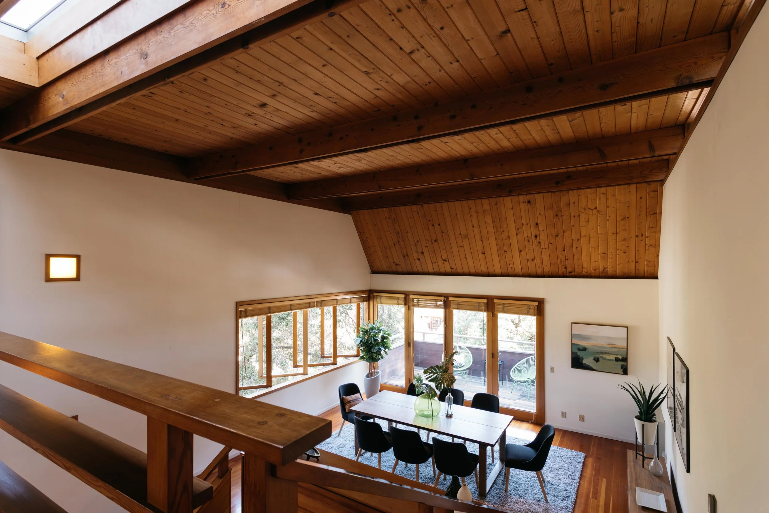 2353 Stanley Hills Dr - VirtuallyHereStudios.com-11.jpg