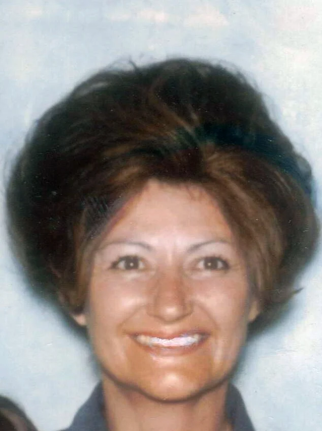Shirley Marie Kunzie Deering