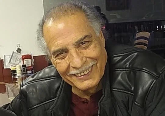 Apodaca Jr, Filadelfio E "Felix"