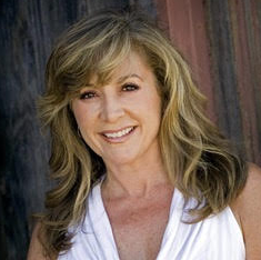 Vali Lowrie-Reed 