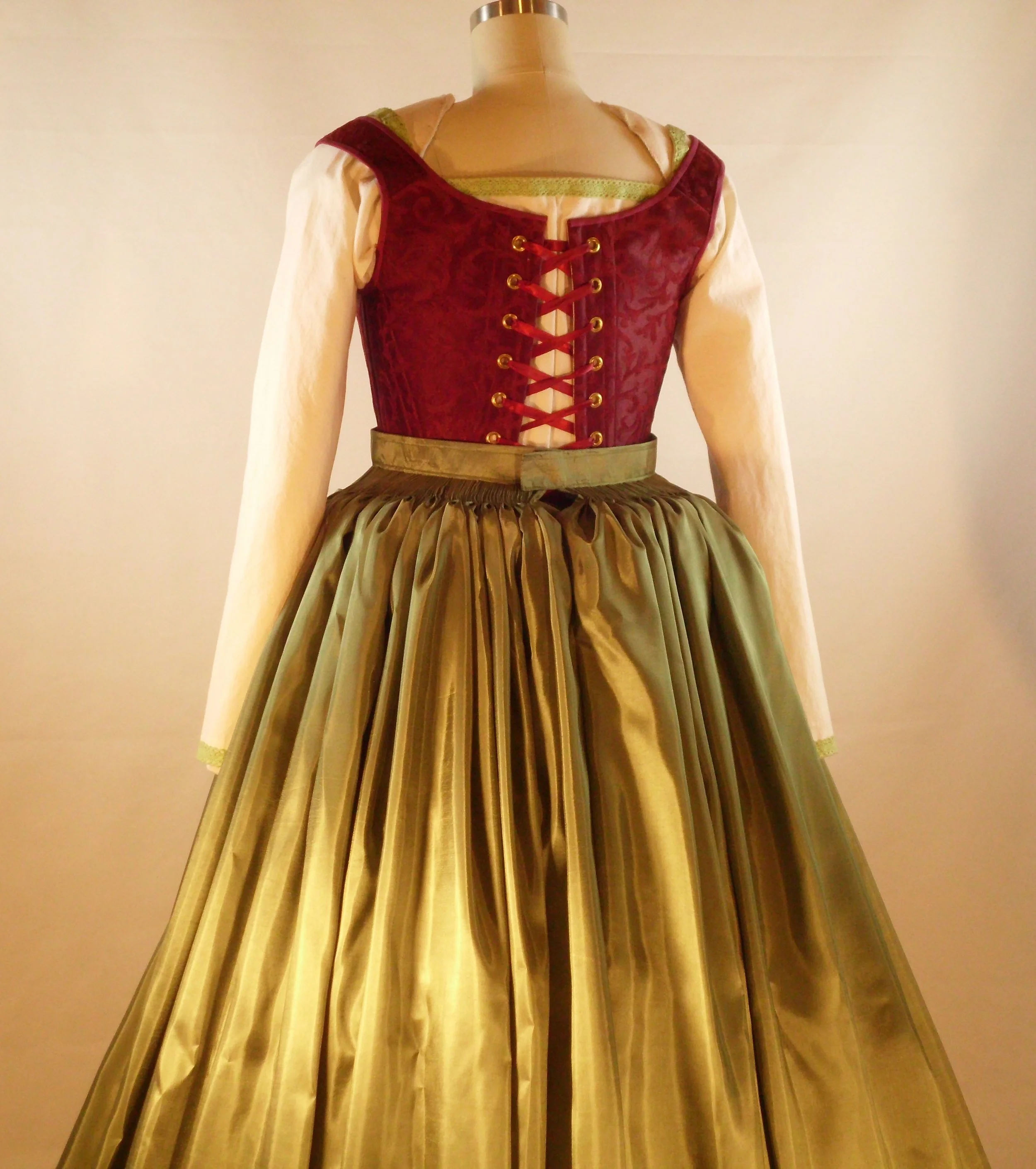 Elizabethan Underpinnings