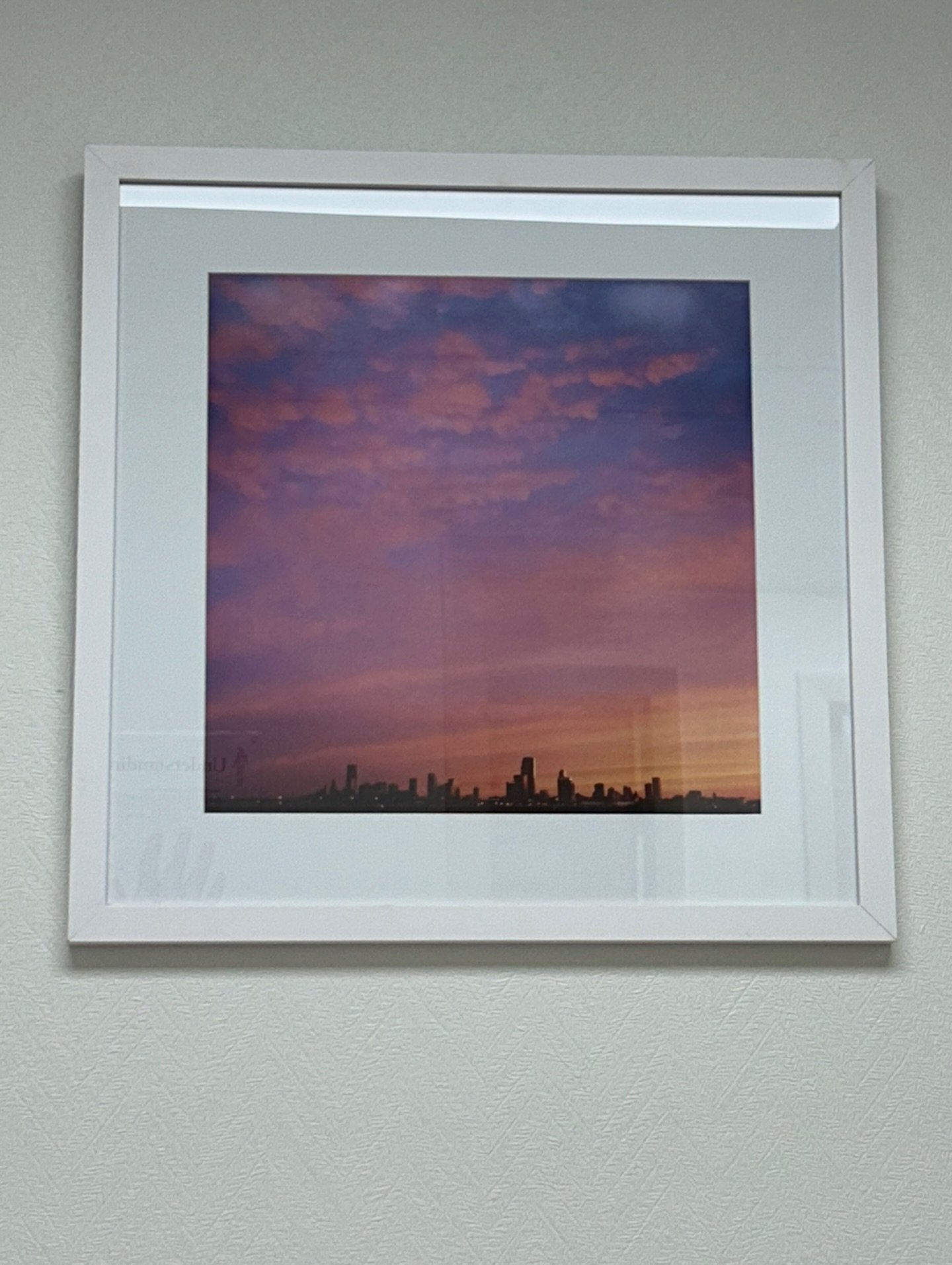 Today&rsquo;s glimmer of gratitude is hope when you think there isn&rsquo;t any. Waiting rooms in a doctor&rsquo;s office usually feel unpleasant, with anxious thoughts and spiraling concerns. I&rsquo;ve gone to this particular medical office over 15