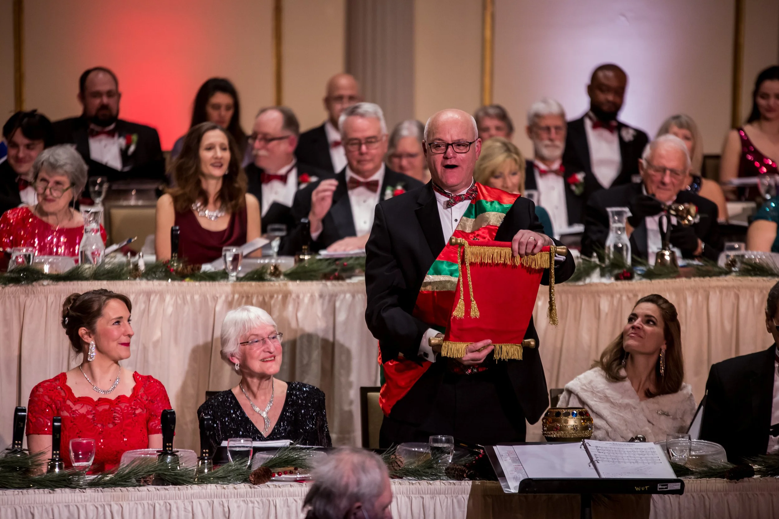 3 CAROUSEL 8 KellyandClare221201_Philharmonic_Chorus_of_Madison_0986.jpg