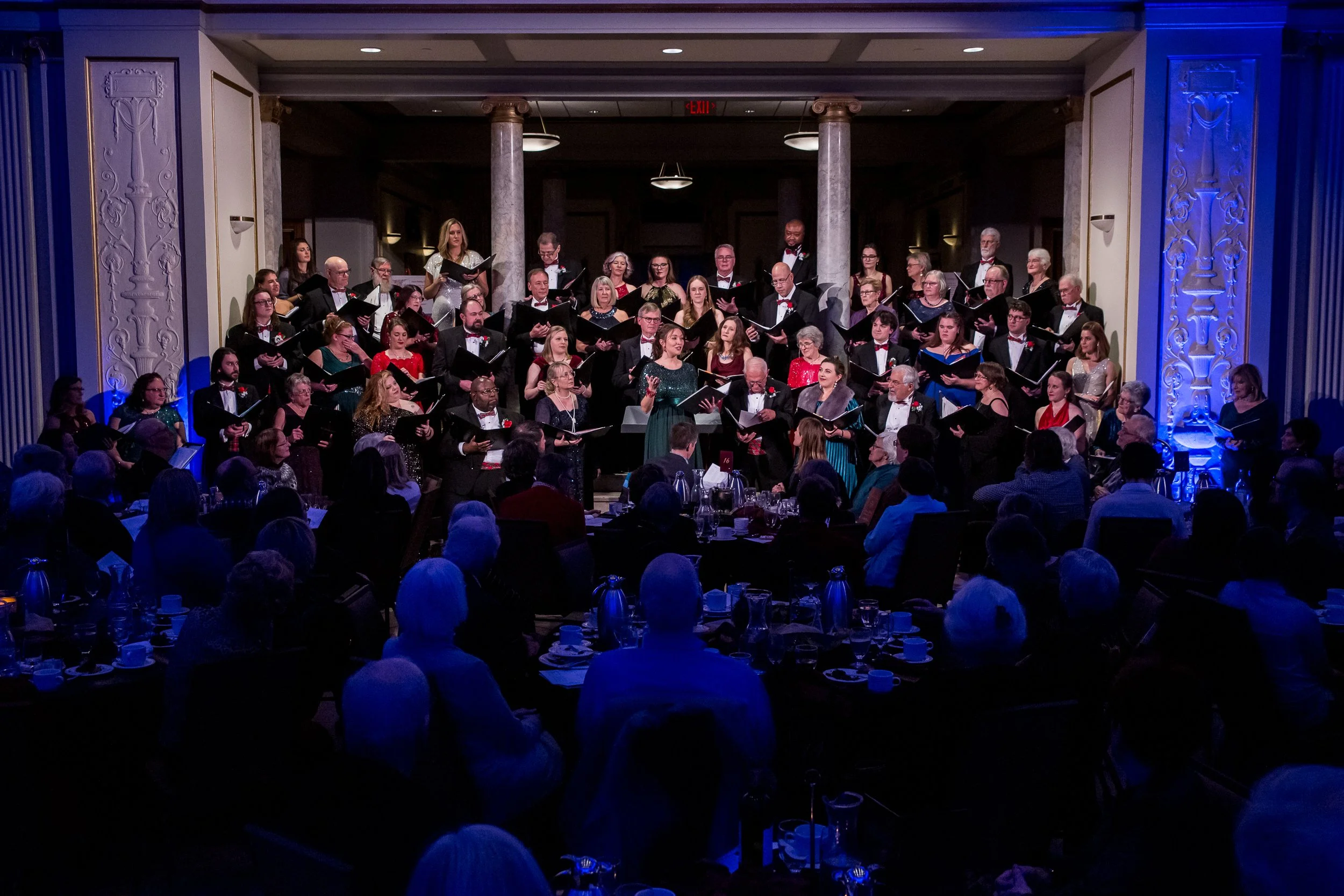 3 CAROUSEL 14 221201_Philharmonic_Chorus_of_Madison_0895.jpg