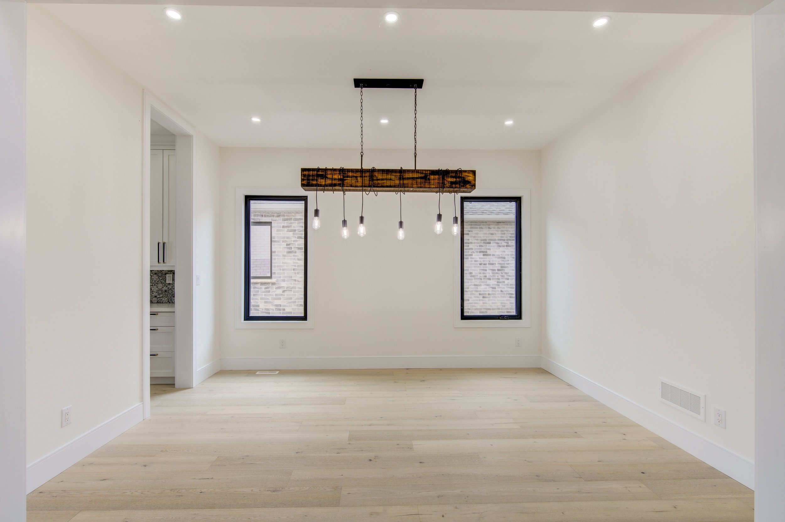 020-8 Edgeview Crescent, Komoka34.jpg