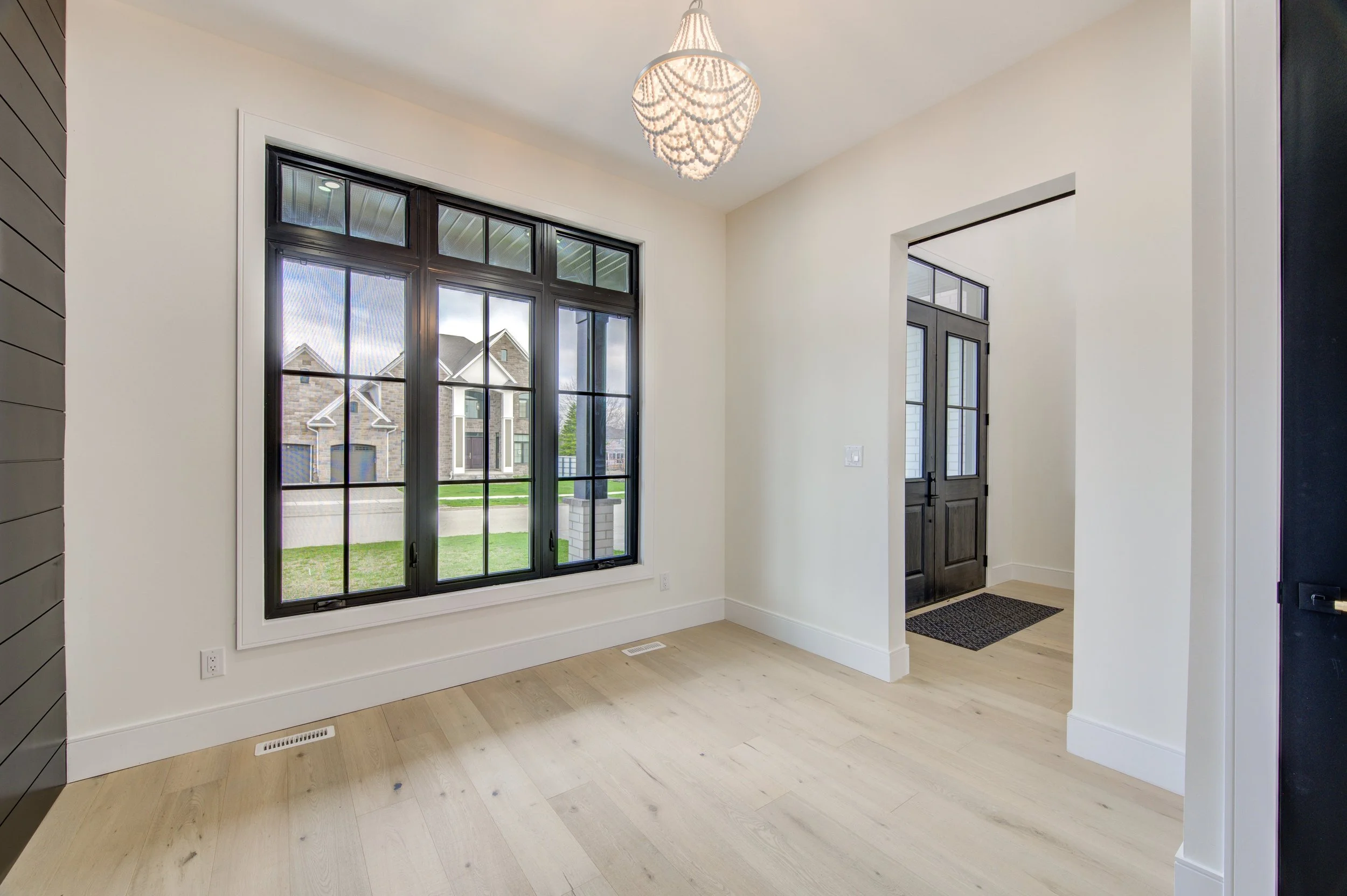 017-8 Edgeview Crescent, Komoka31.jpg