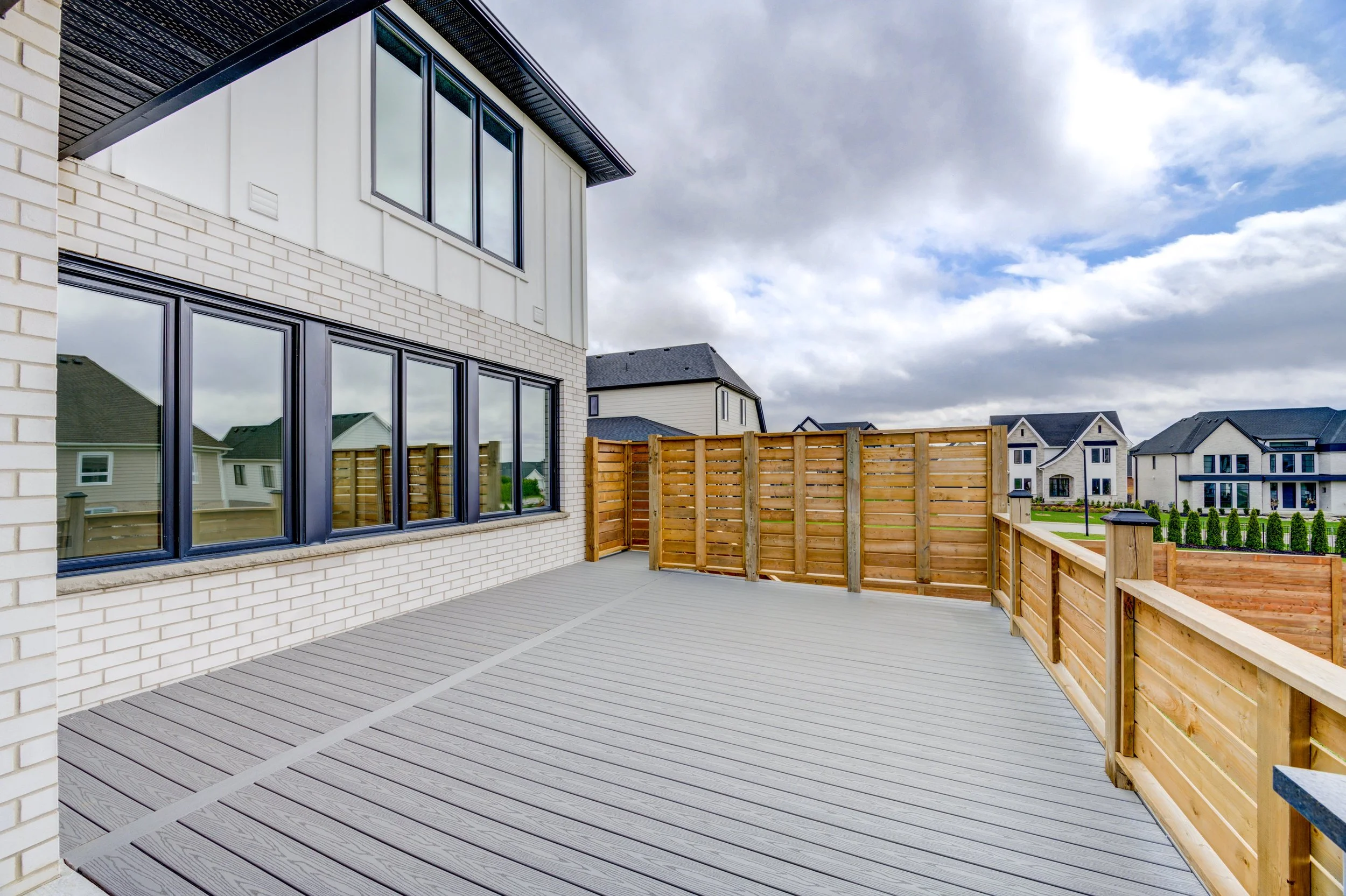 042-8 Edgeview Crescent, Komoka14.jpg
