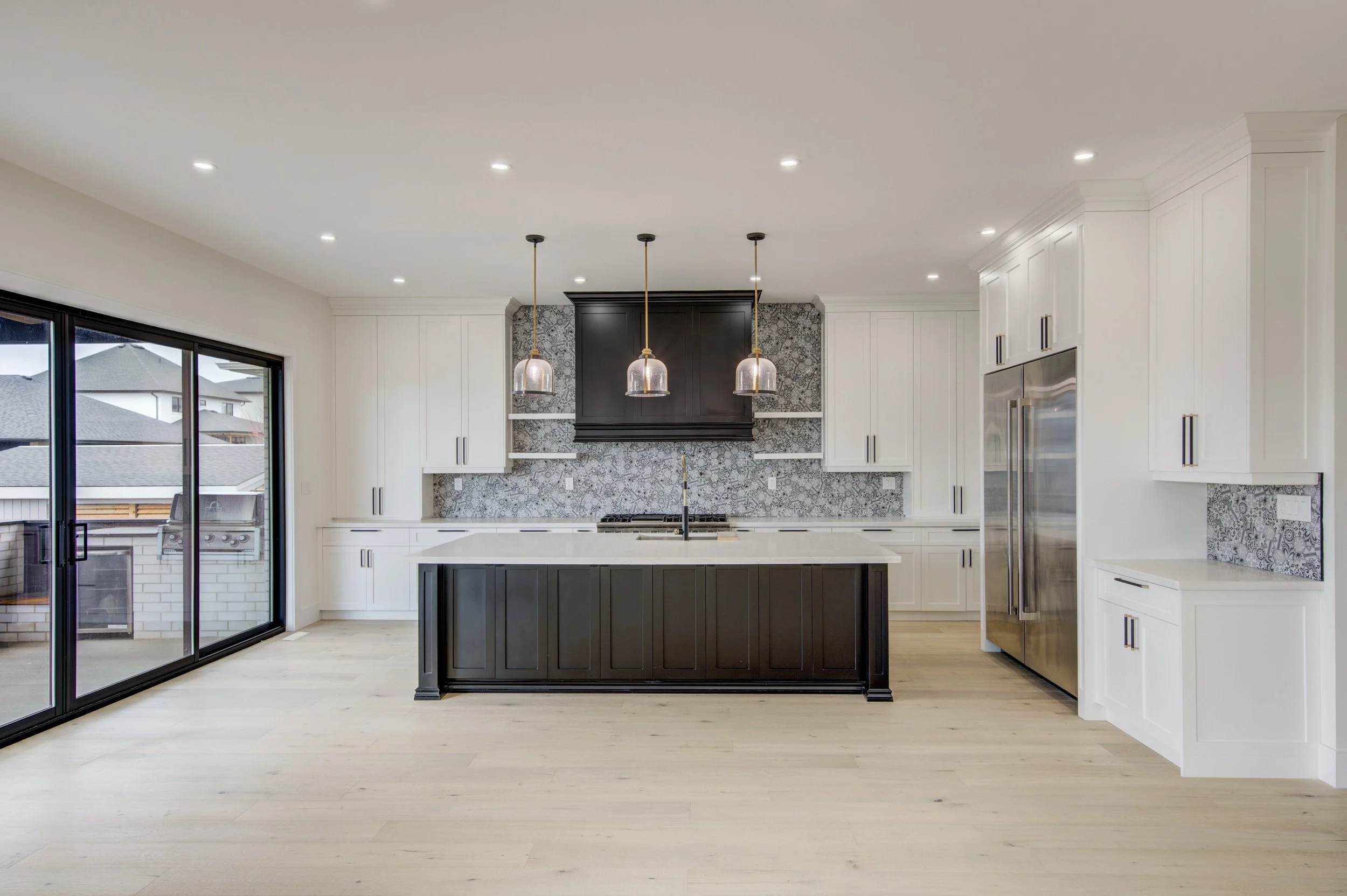 056-8 Edgeview Crescent, Komoka54.jpg