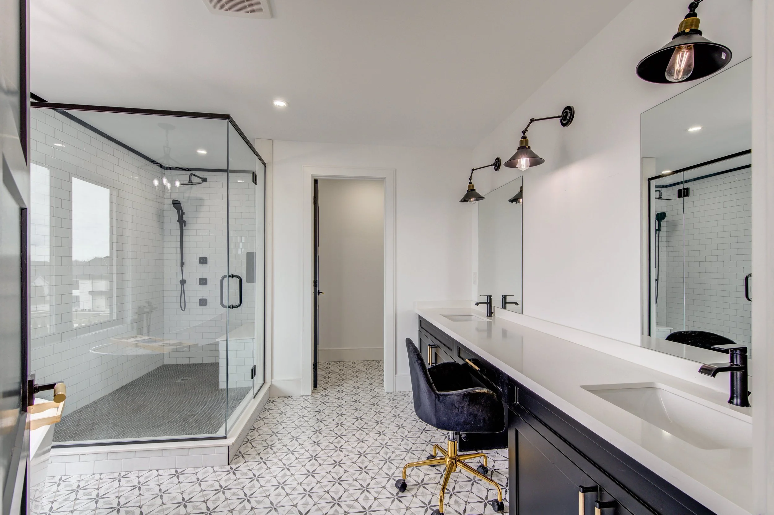 098-8 Edgeview Crescent, Komoka97.jpg