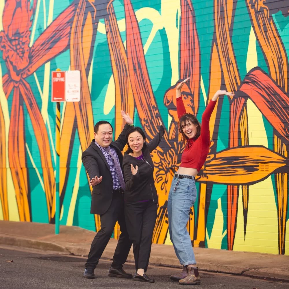 SPONSOR SHOUT OUT to the wonderful Sophie and Yannick from Quest Griffith pictured here with our 2021 artist George Rose. 

Enthusiastic supporters from the early days, Quest Apartments, ensures our artists are comfortable and well rested during thei