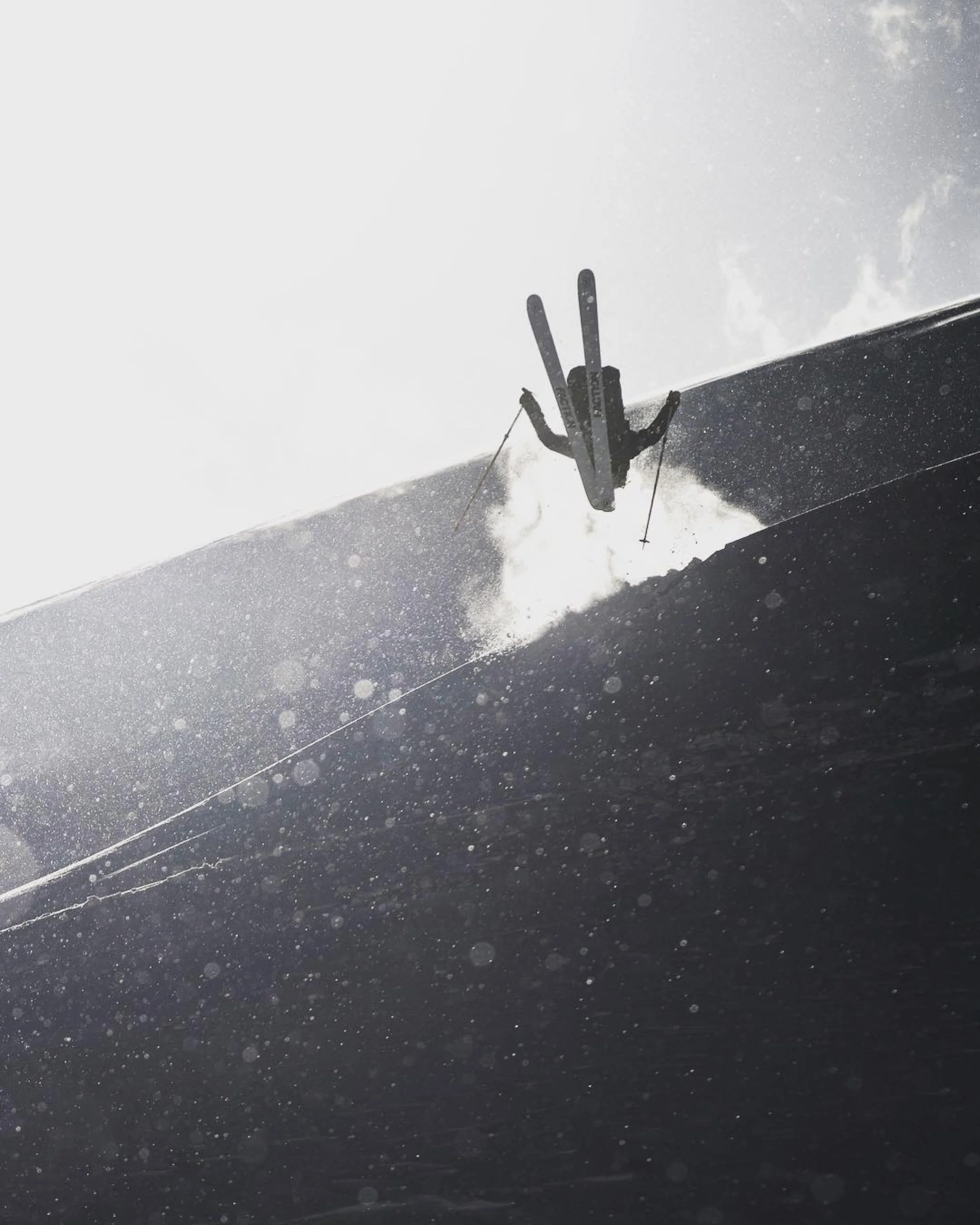  📷 Andrew Strain   🎿 Charlie Cohn 