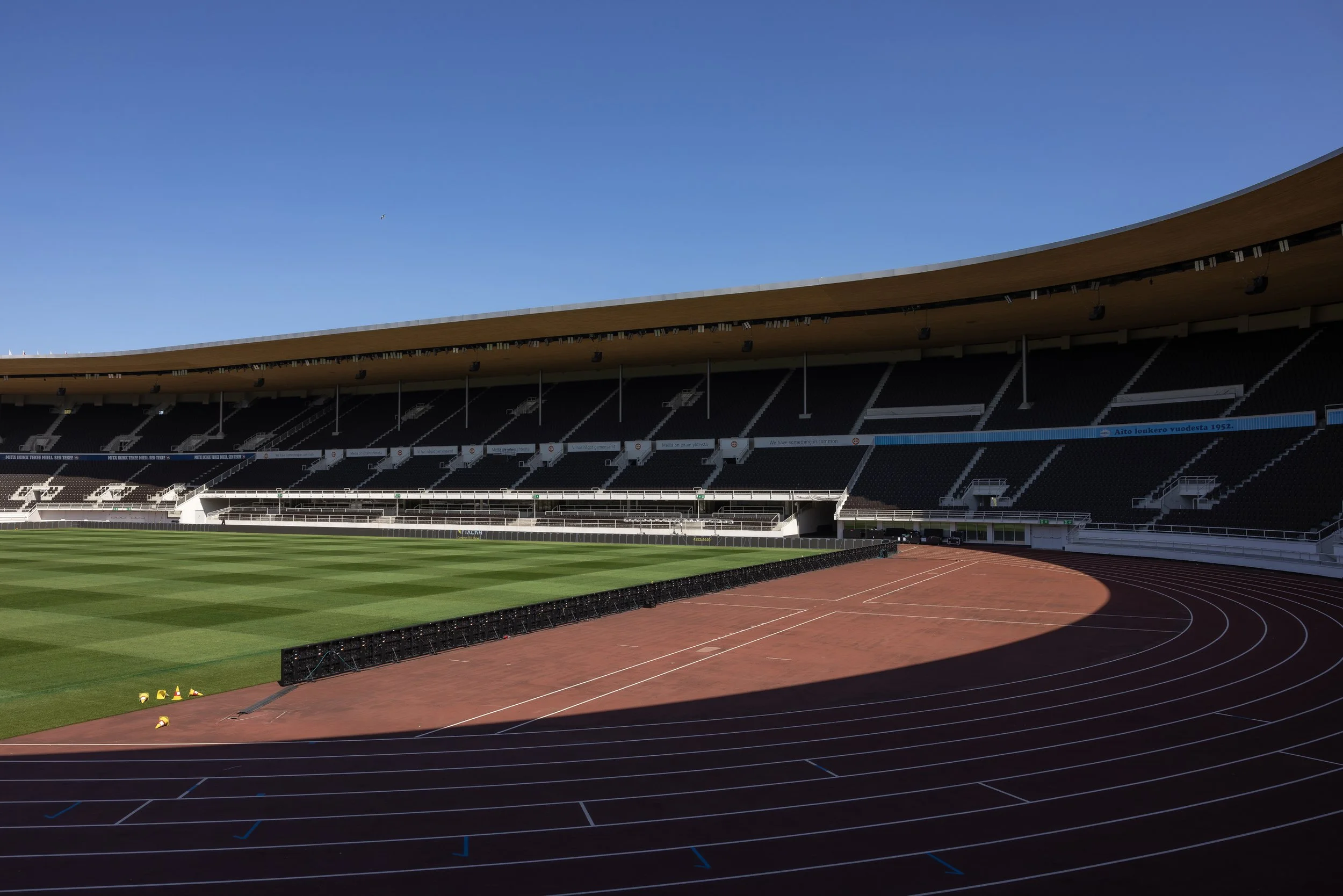 2025-05 OP Olympiastadion Web3000px-11.jpg