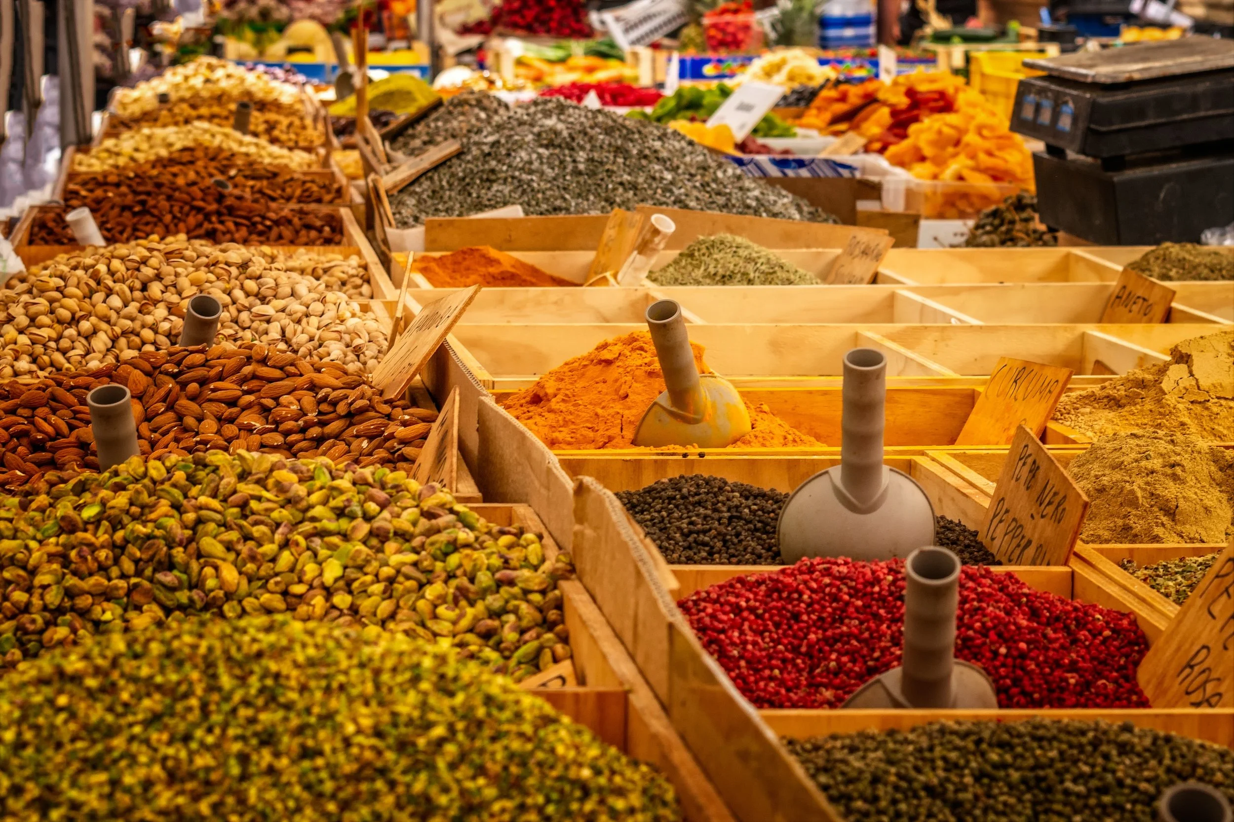 Bulk and zero waste stores have grains, spices, herbs and more! Photo: Pixabay