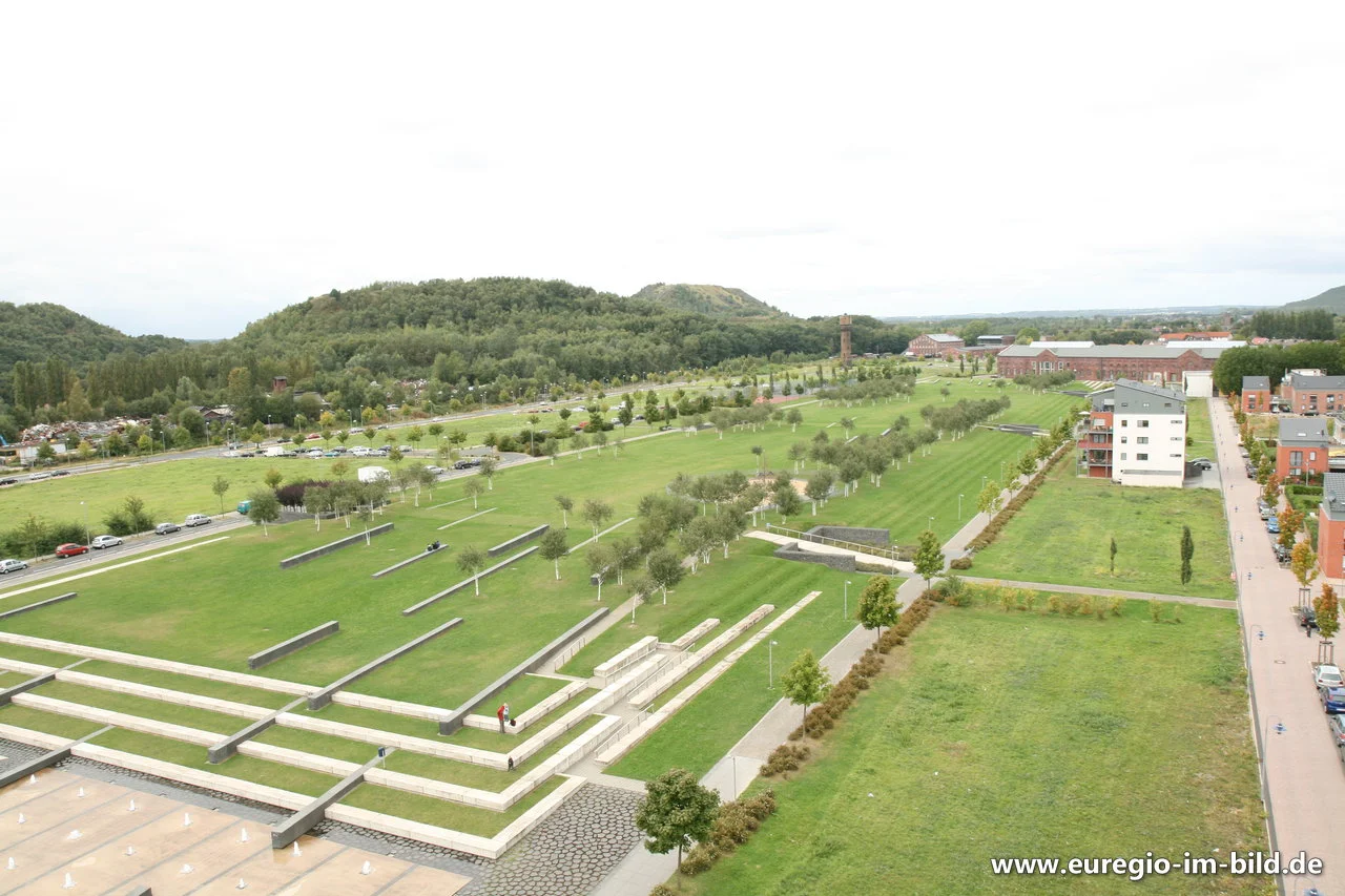03 blick-vom-f-rderturm-auf-den-anna-park-alsdorf.jpg