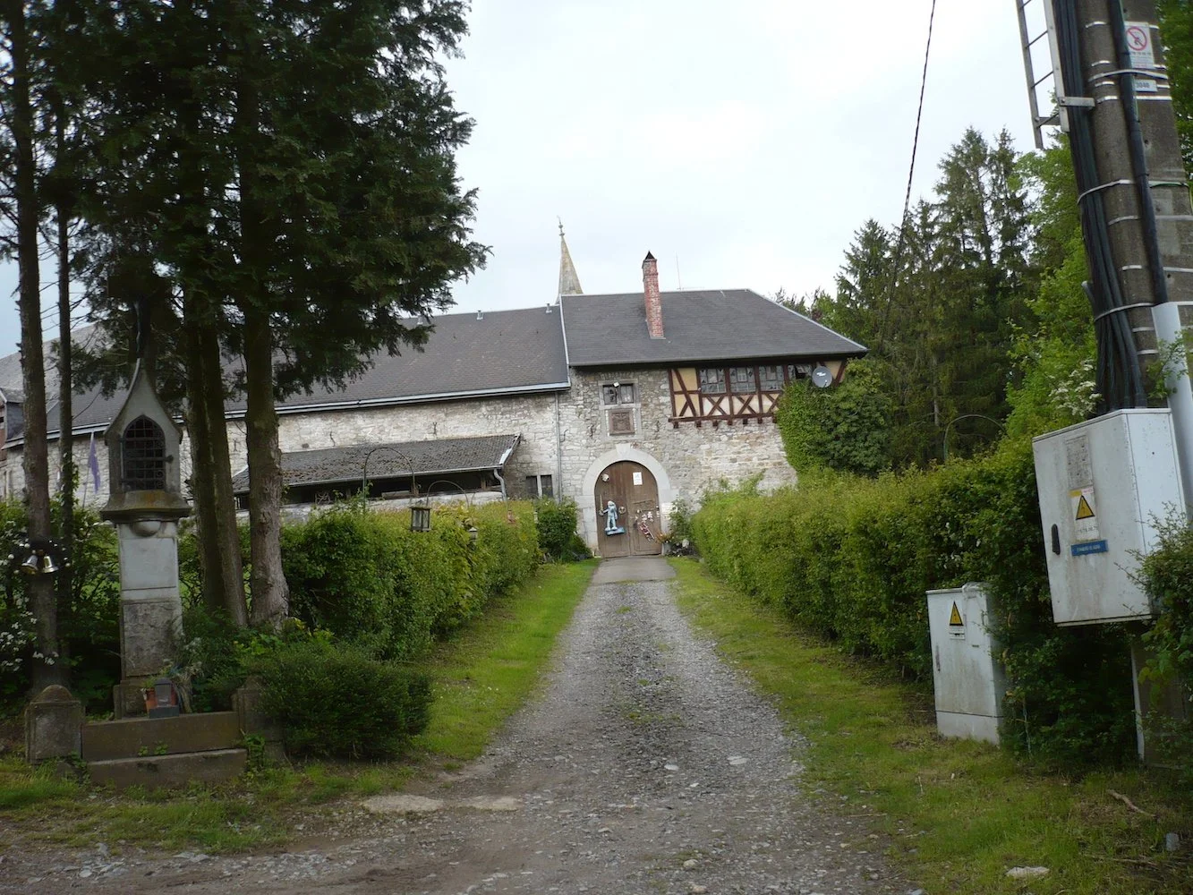 Entrée du chateau.JPG