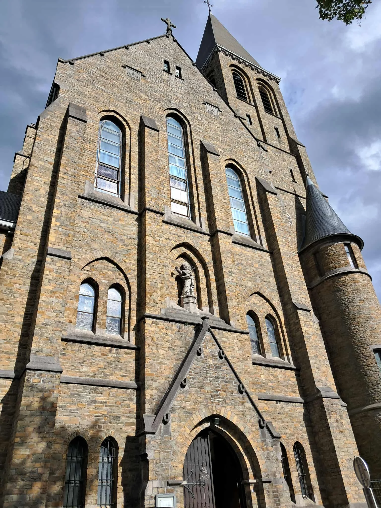 L'église saint Hubert d'Esneux..jpeg