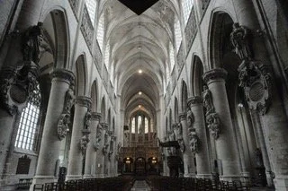 Intérieur Saint-Gommaire.jpg