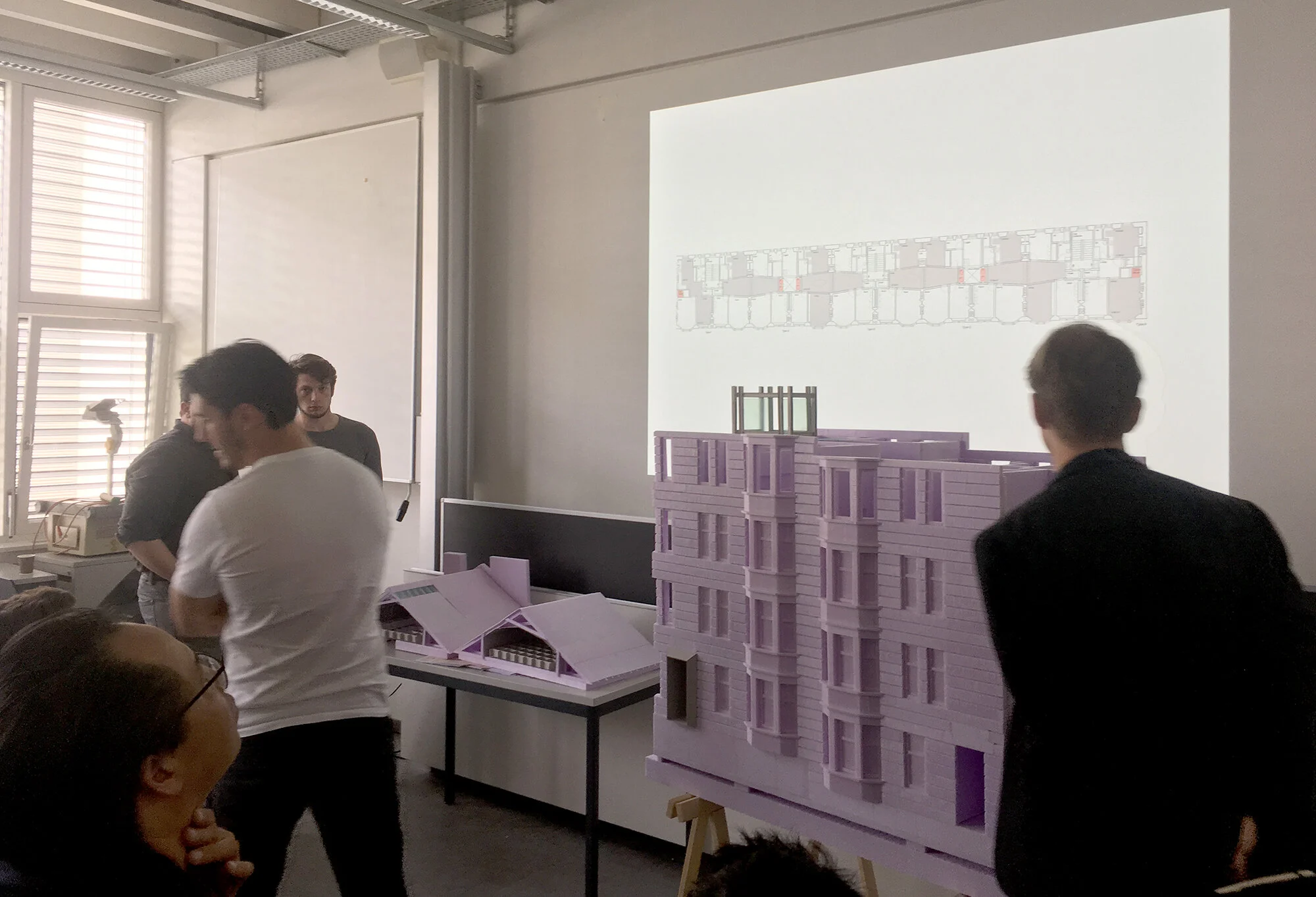 Academic - Guest Critic at EPFL