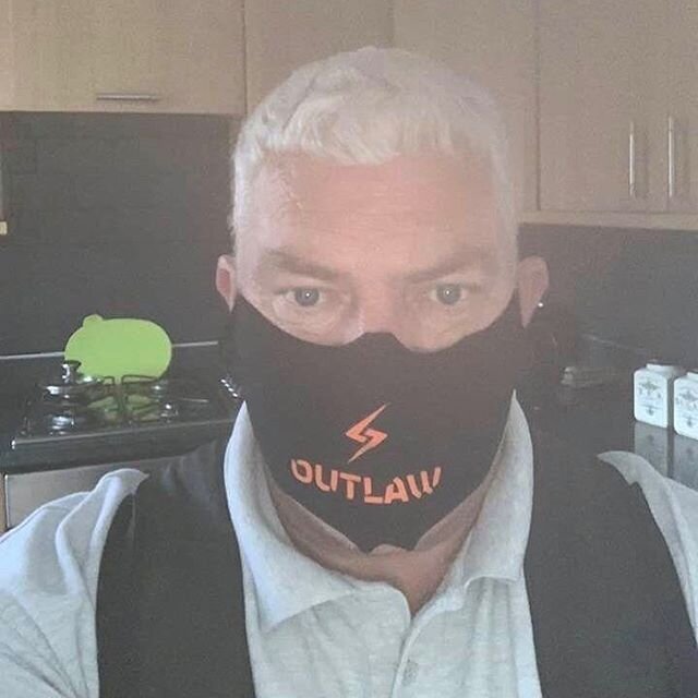 Supporting local businesses with Facemasks while they work in and out of locations

@stormathleticsuk 
#localbusiness #localbusinesses #tv #aeriels #renfrew #scotland #renfrewshirebusiness #paisleyrenfrewshire #outlawfacemasks #outlaw #stormoutlaw #f