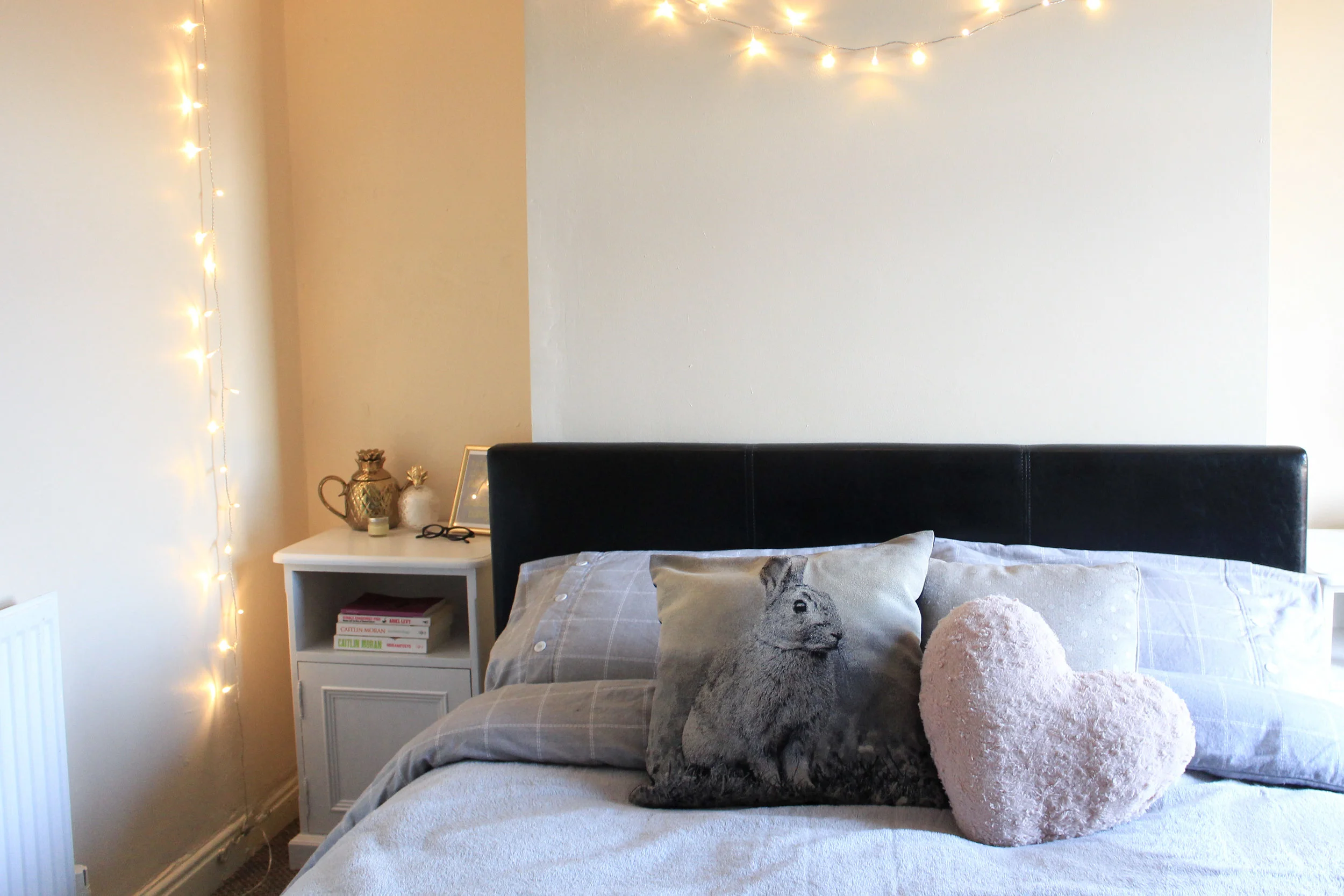 Cosy Bedroom Grey and Blush