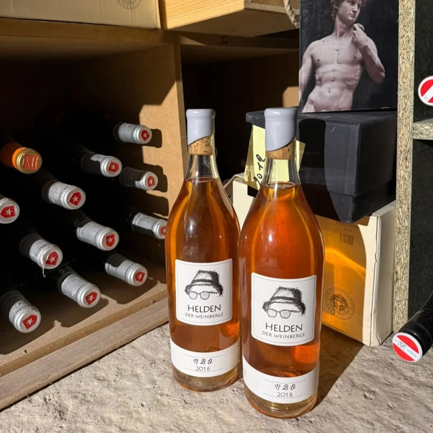 #heldenweingehtumdiewelt heldenweingoesaroundtheworld
week411, Lanaken, Belgium 
. 
#heldenderweinberge #helden wein wine #austrianwine #weinaus&ouml;sterreich leithaberg hochberg burgenland thermenregion ros&eacute; neuburger chardonnay gemischtersa
