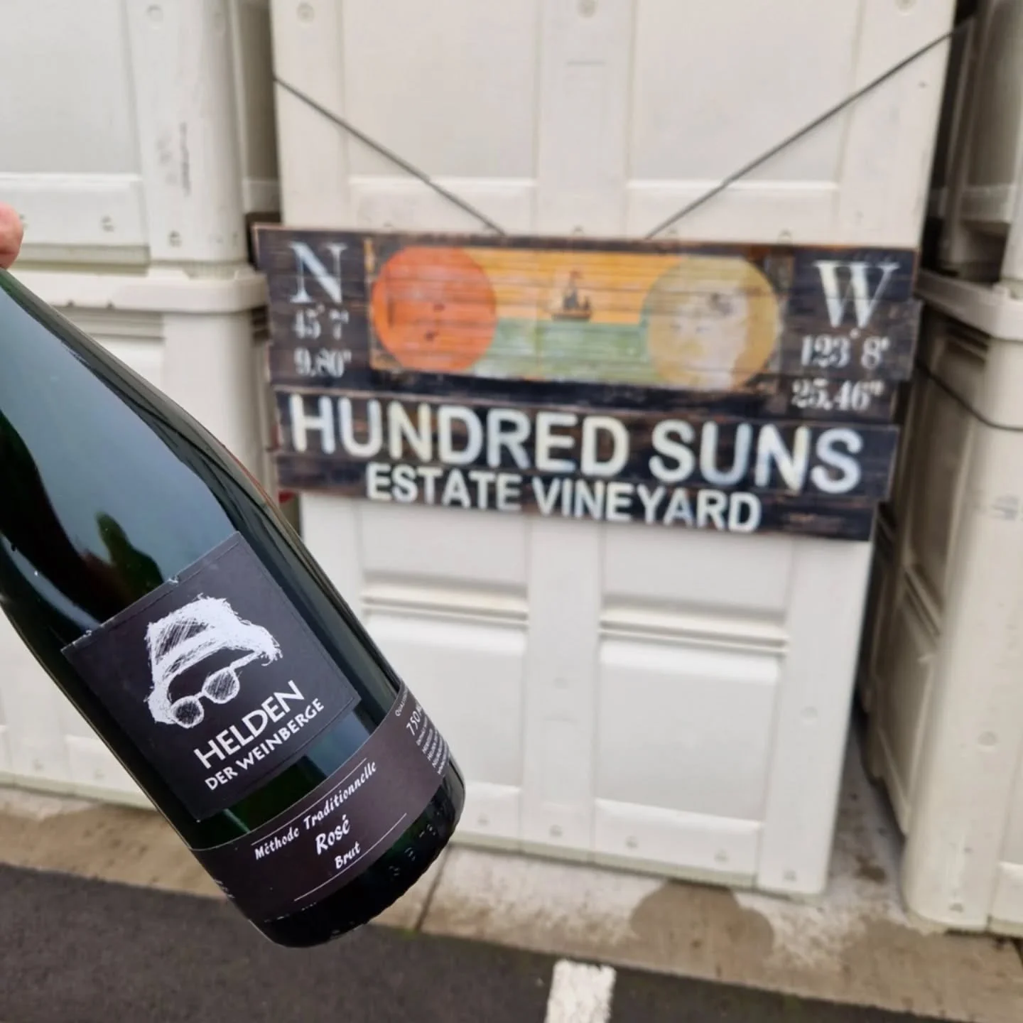 #heldenweingehtumdiewelt heldenweingoesaroundtheworld
week414, McMinnville, USA
. 
#heldenderweinberge #helden wein wine #austrianwine #weinaus&ouml;sterreich leithaberg hochberg burgenland thermenregion ros&eacute; neuburger chardonnay gemischtersat